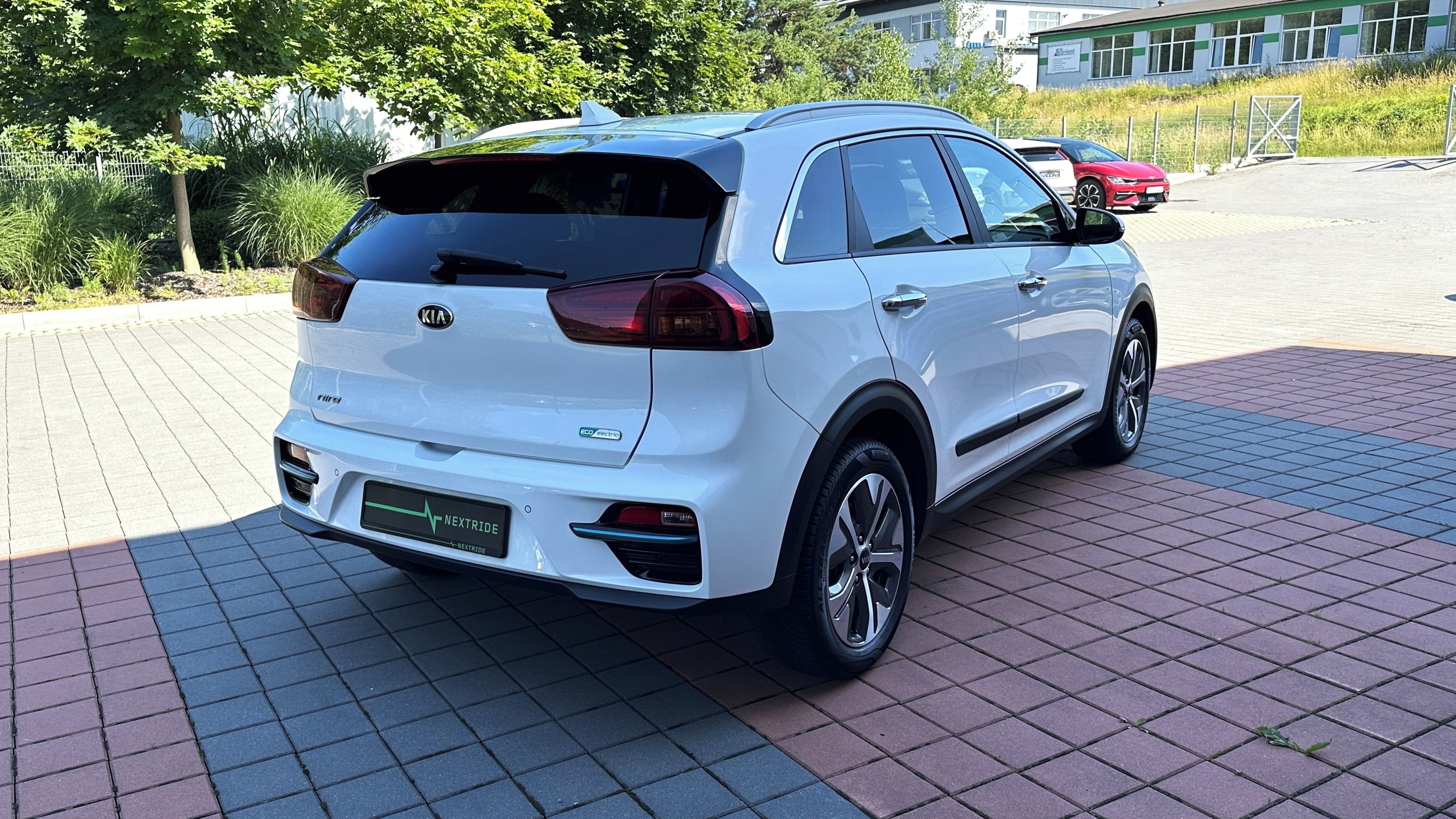 Kia Niro, REZERVACE - fotka 4