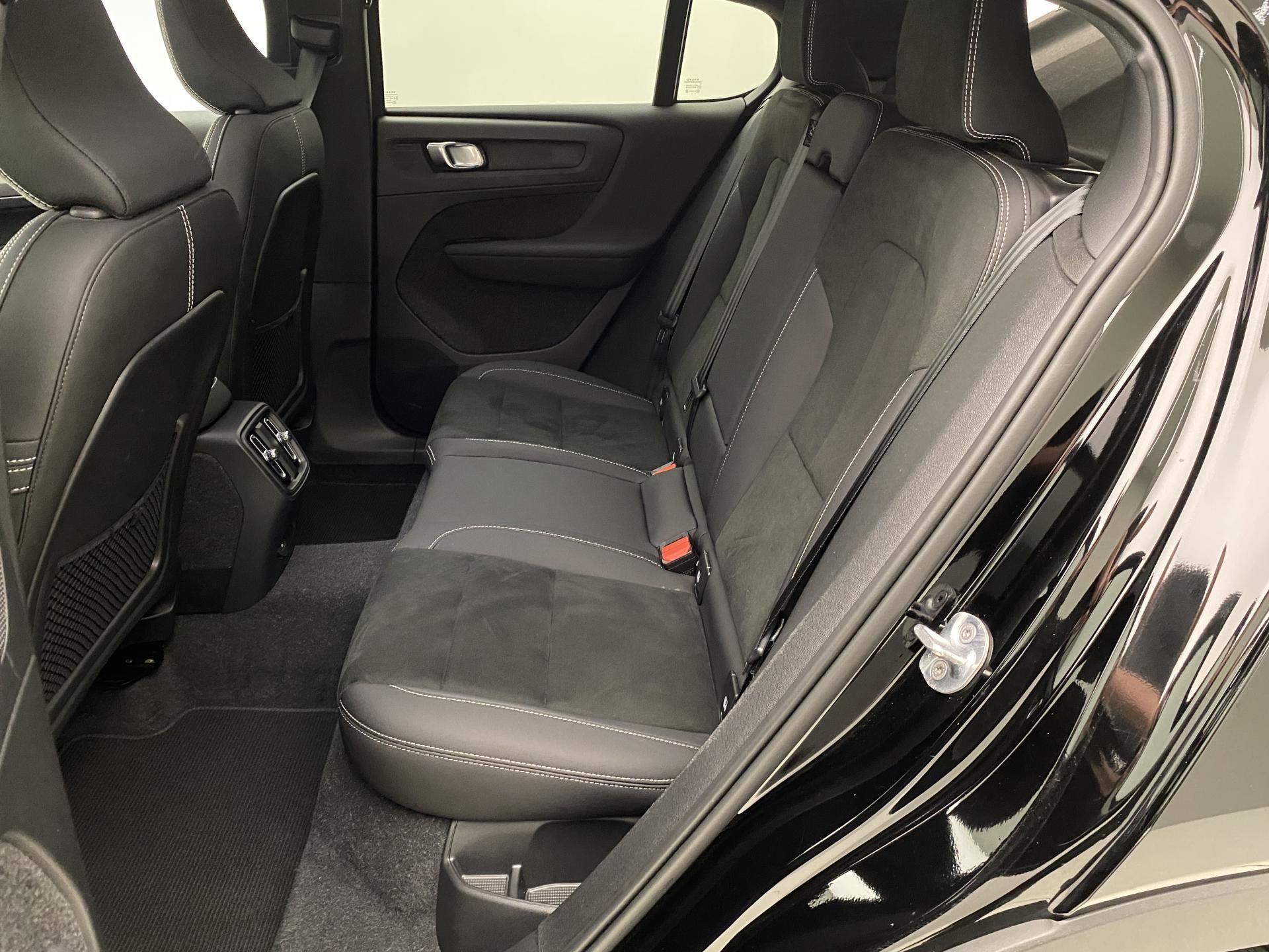 Volvo C40, PURE ELECTRIC TWIN ENGINE PLUS - fotka 5