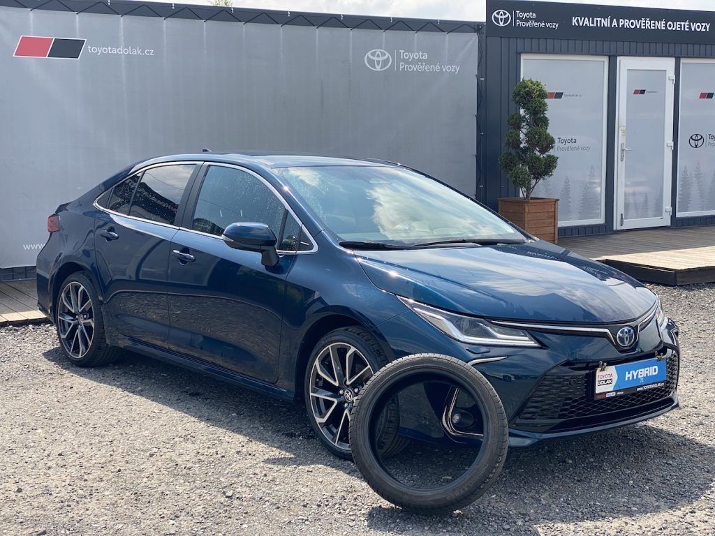 Toyota Corolla, 1.8HEV, ČR, Executive, DPH