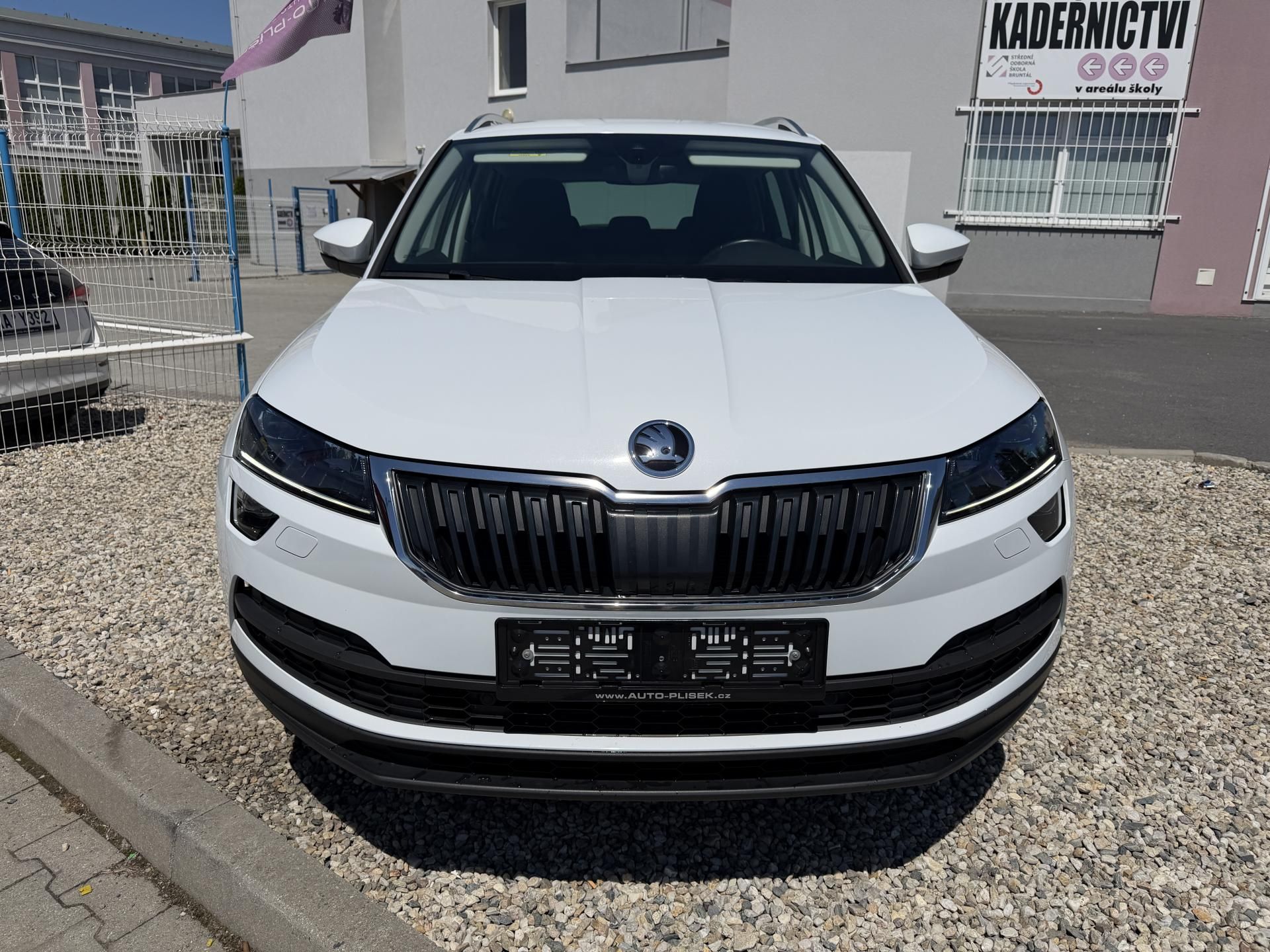 Škoda Karoq, 1,5 TSi/110kW DSG - STYLE,TZ,. - fotka 2