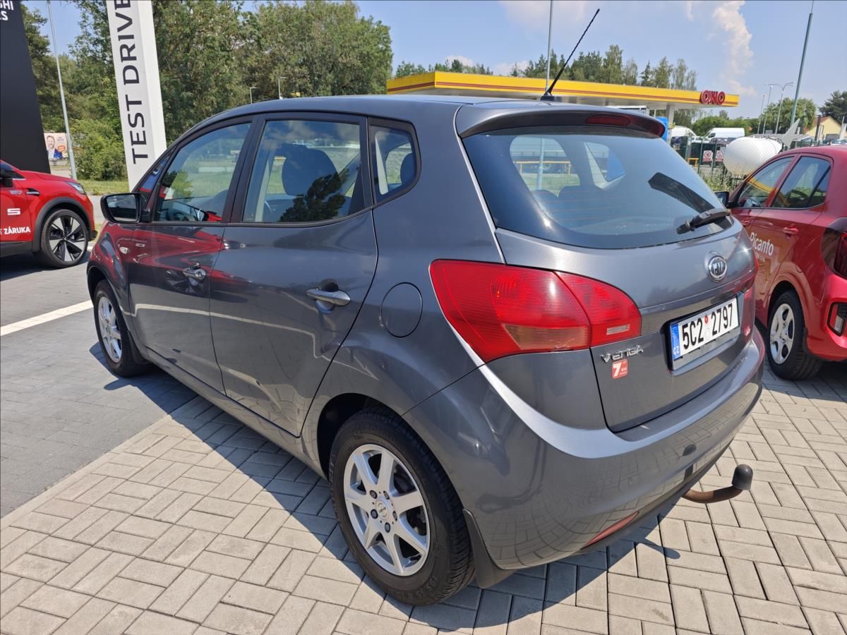 Kia Venga, 1,4 CVVT  Comfort - fotka 4