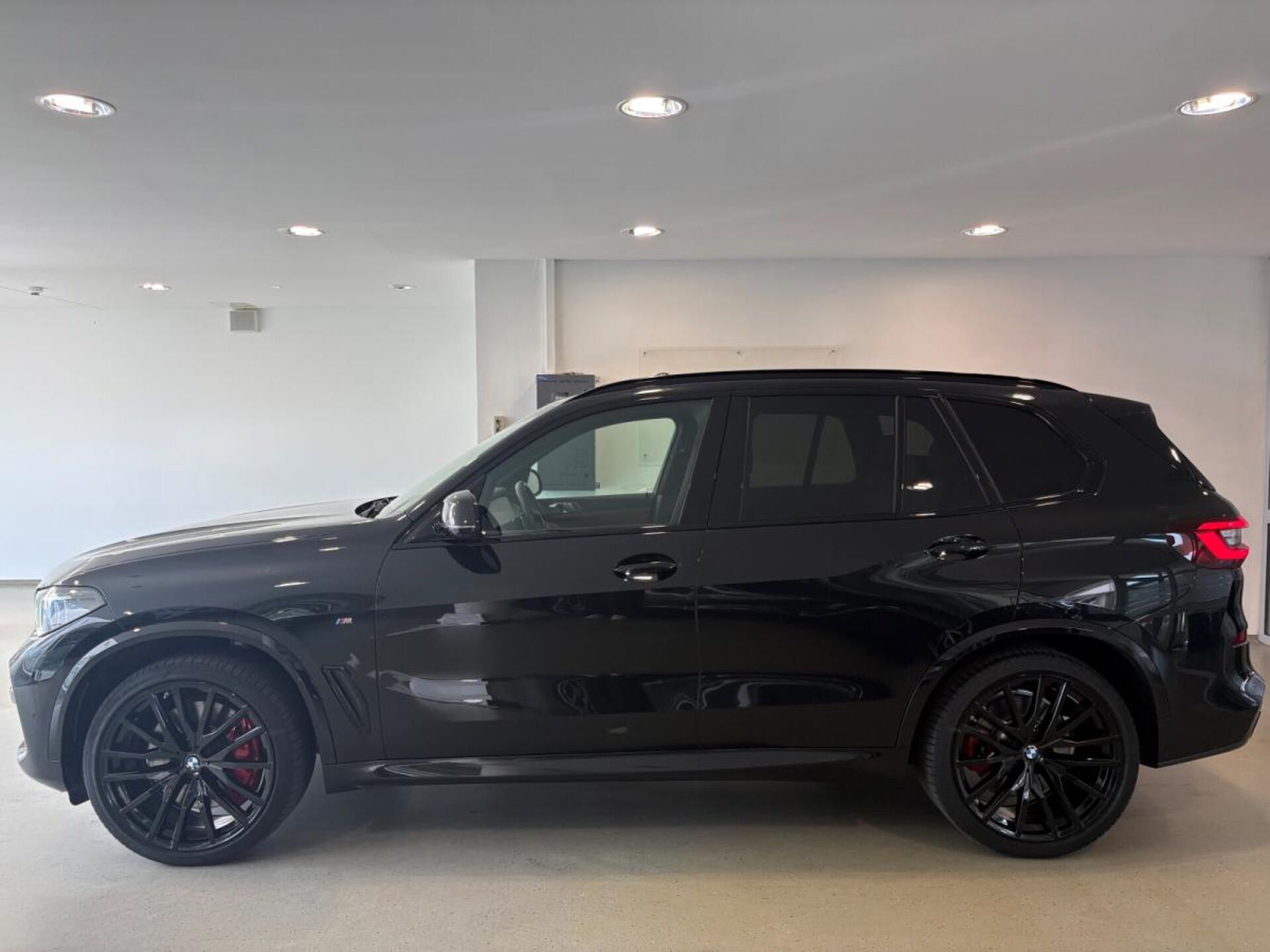 BMW X5, xDriveM50i Pano HuD H/K 360 Ta - fotka 3