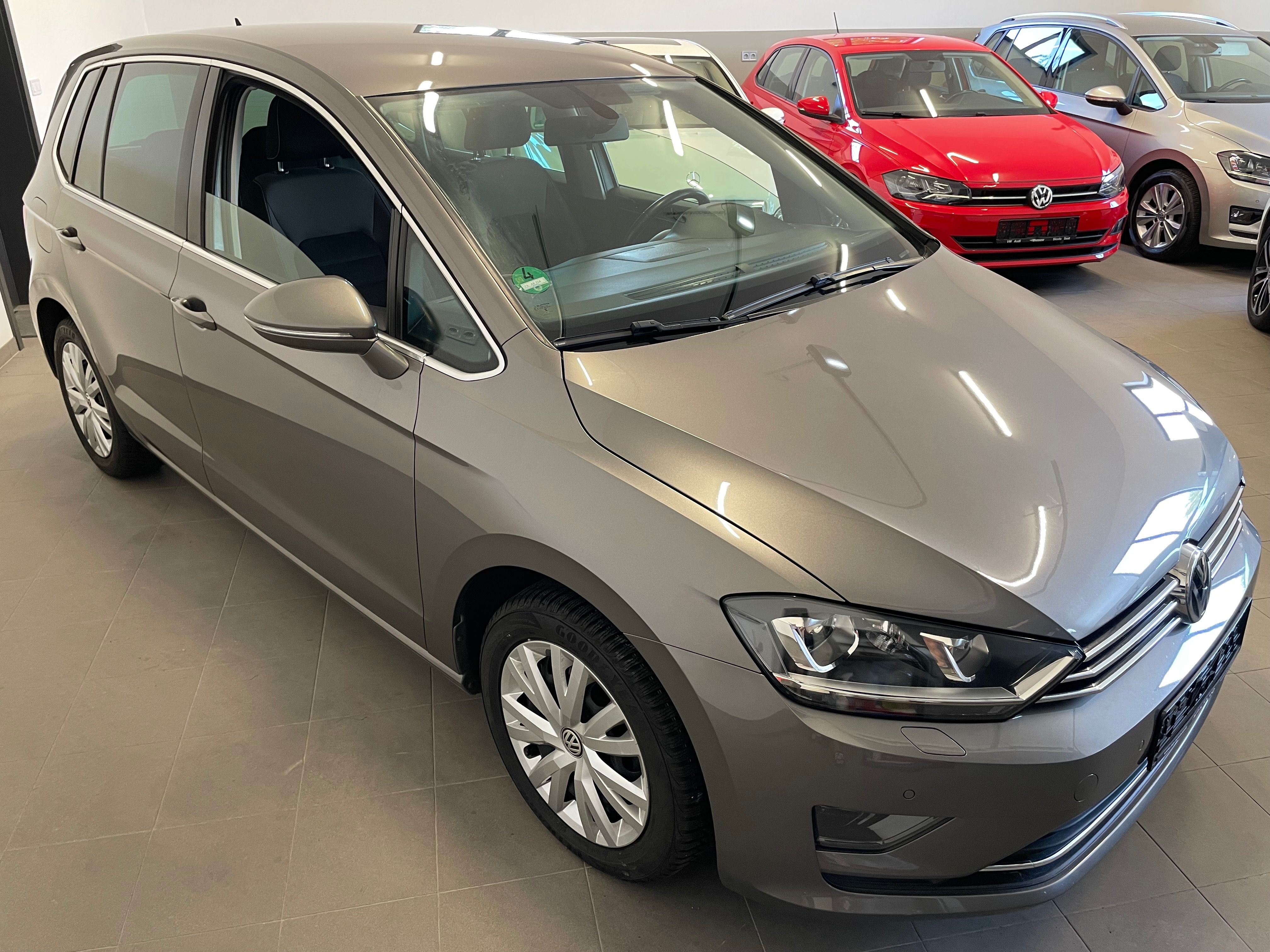 Volkswagen Golf Sportsvan, 2,0TDI MODEL 2015 137TKM - fotka 3