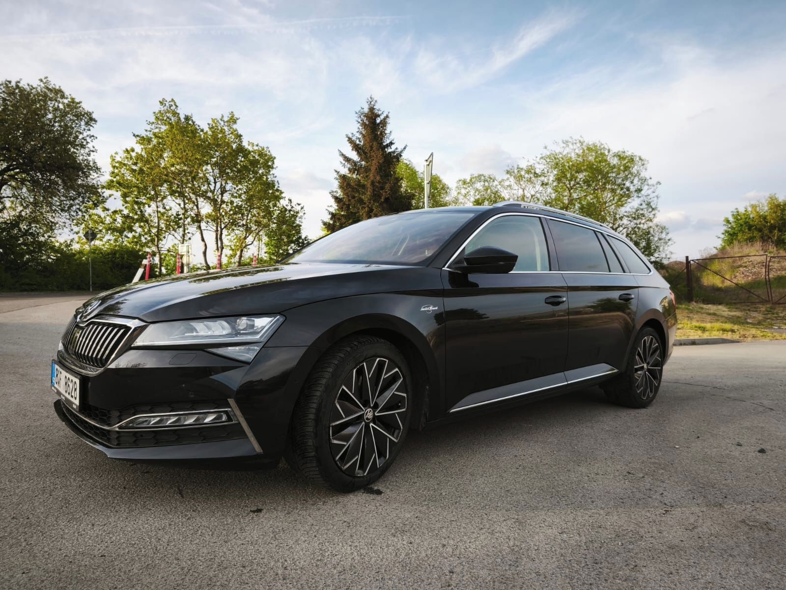 Škoda Superb - fotka 3