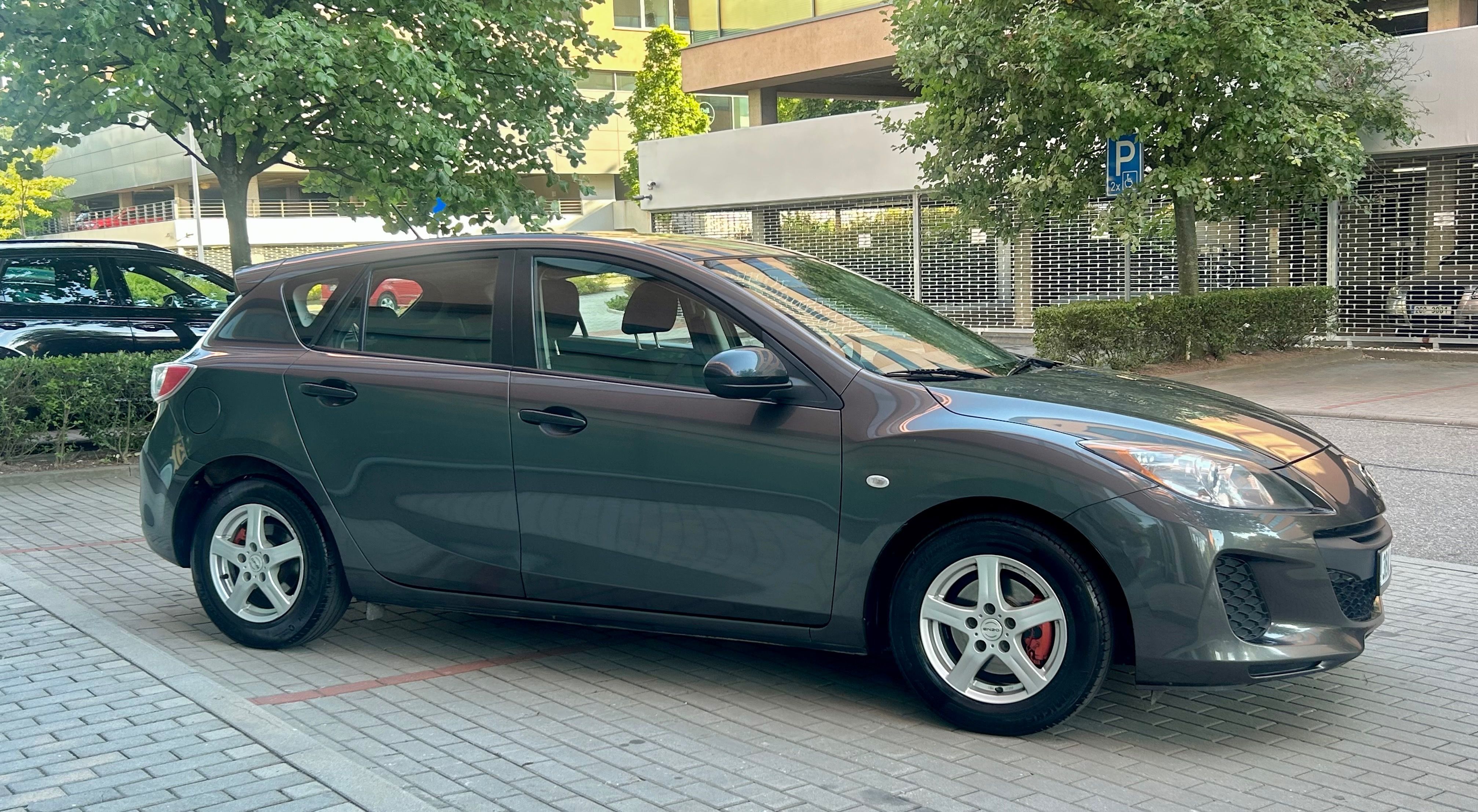 Mazda 3, 1.6 77 KW , SERVIS , NOVE STK - fotka 5