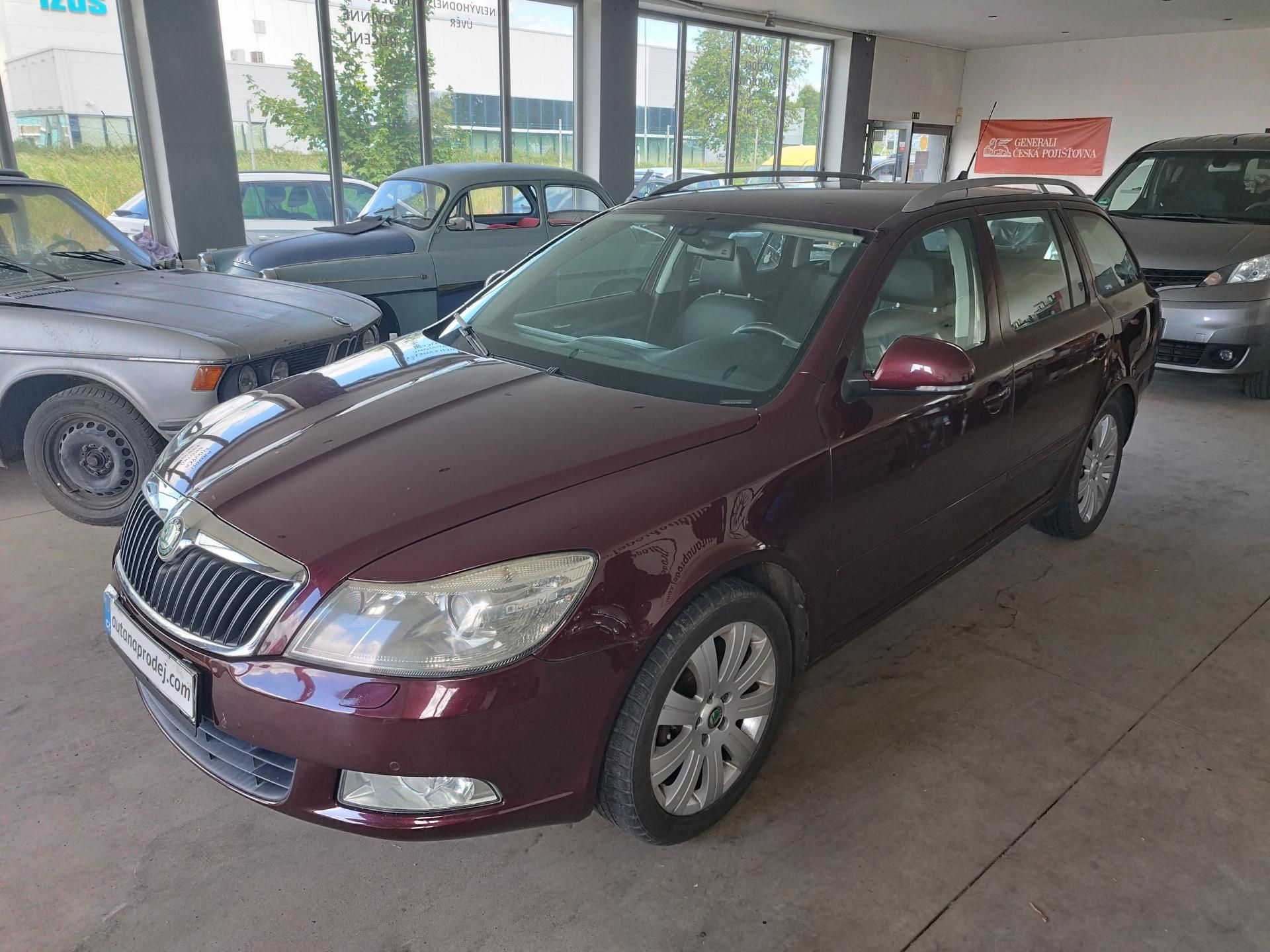 Škoda Octavia, 1,6TDI,77KW,DSG,ALU,NAVI - fotka 4