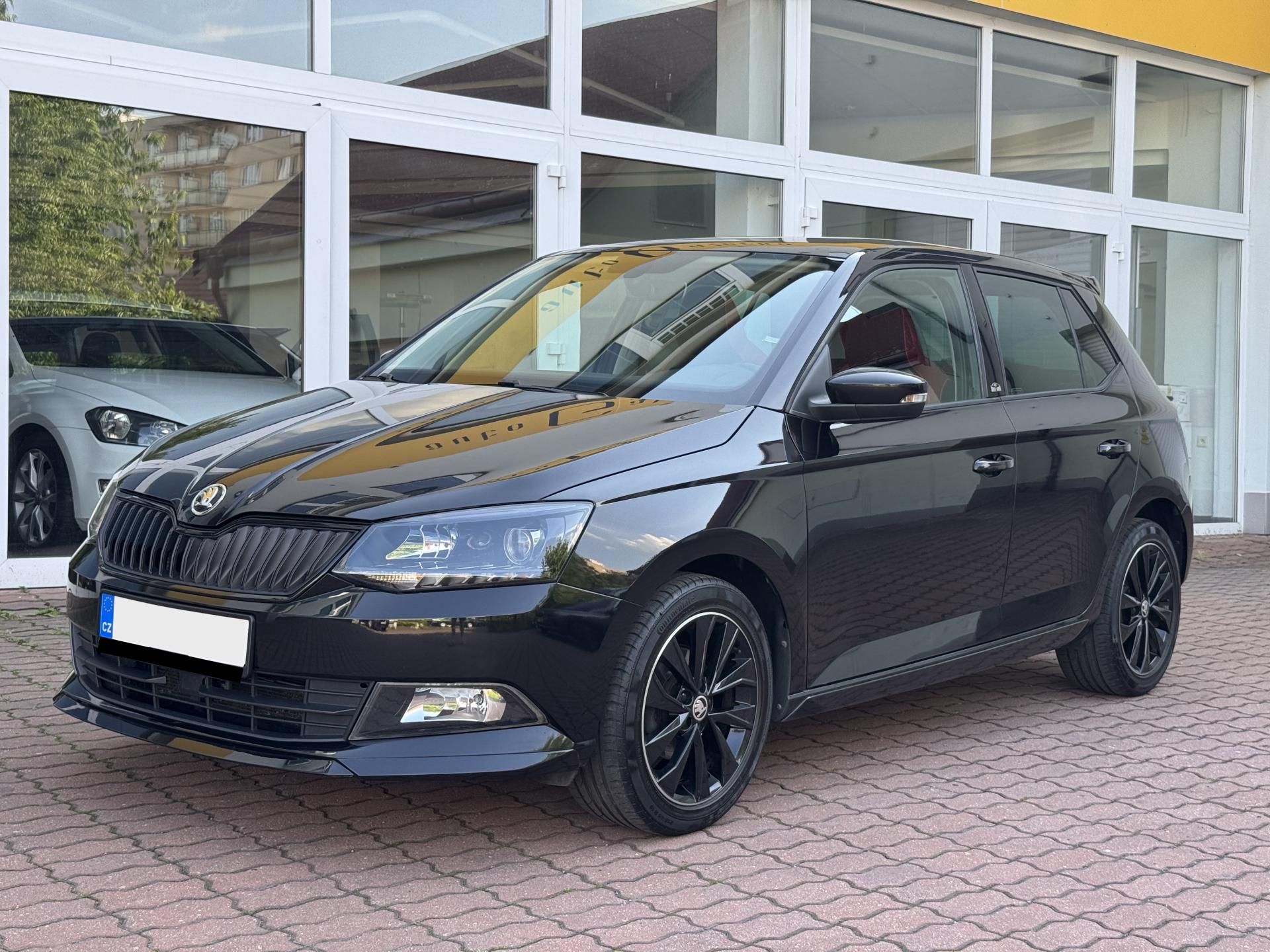 Škoda Fabia, 1.2TSI Monte Carlo - fotka 3