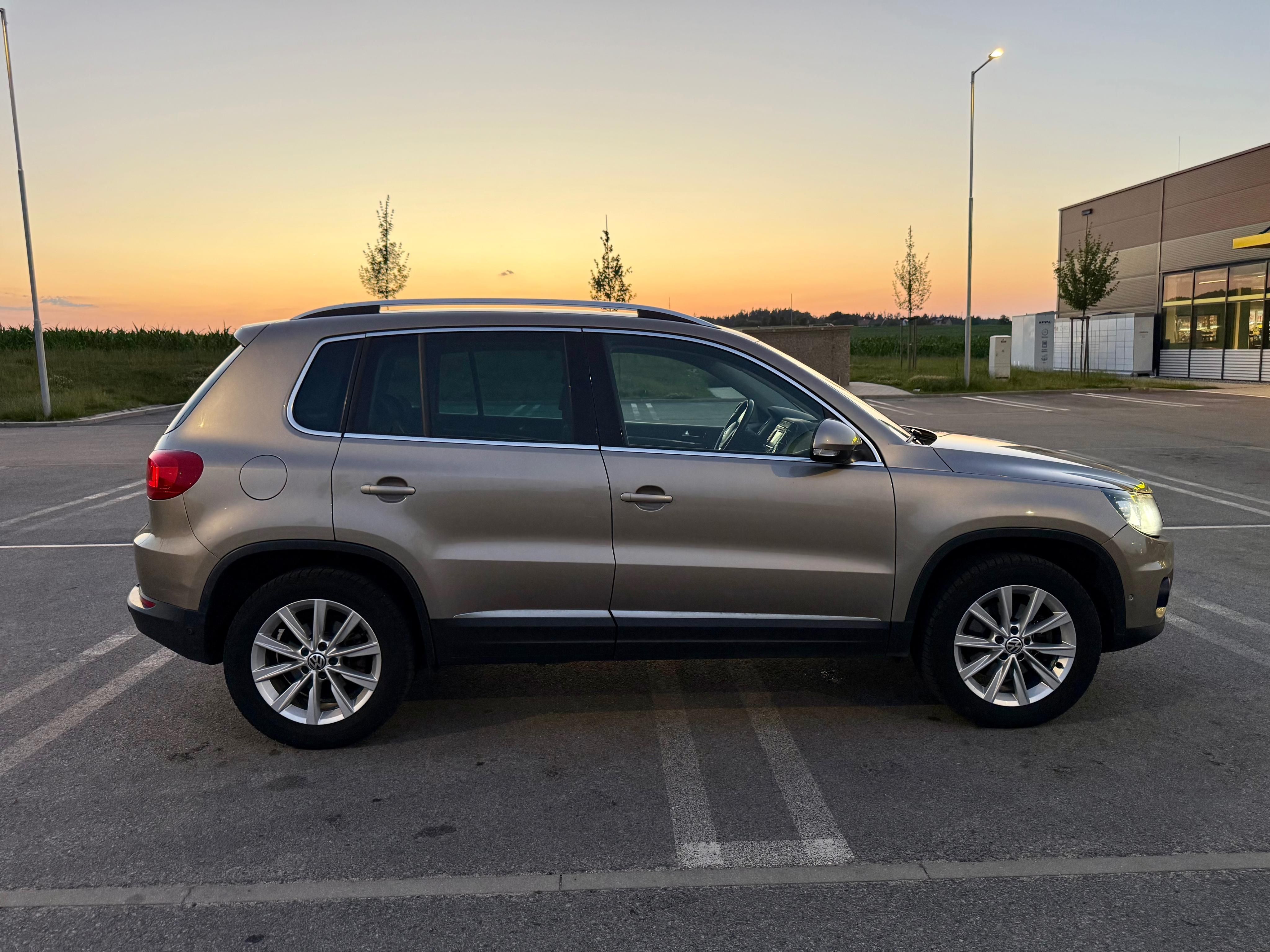 Volkswagen Tiguan, 2.0 TDI 103 kW 4x4 DSG - fotka 6