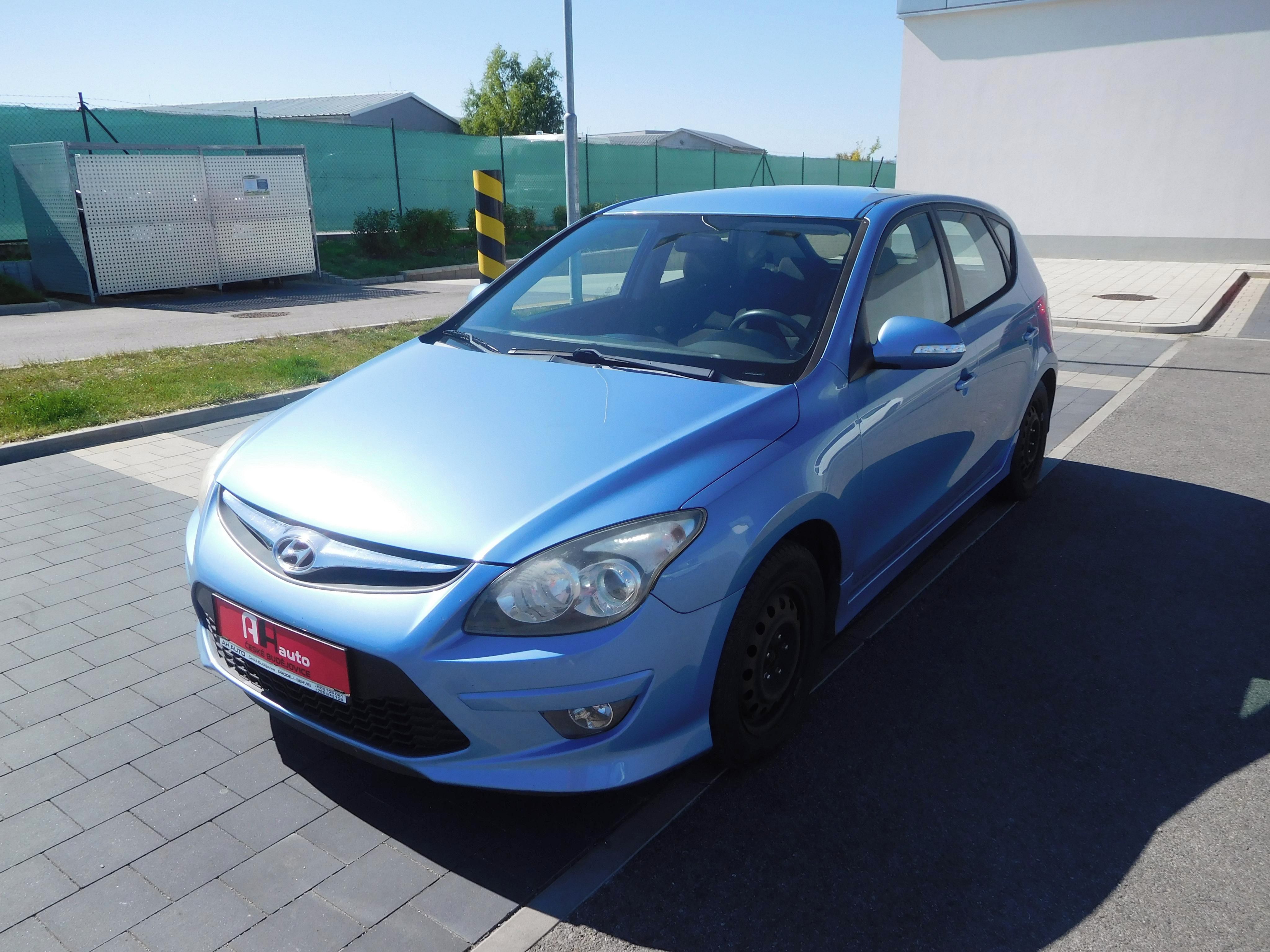 Hyundai i30, 1.4i 16V, 80 kW, Klima, ČR