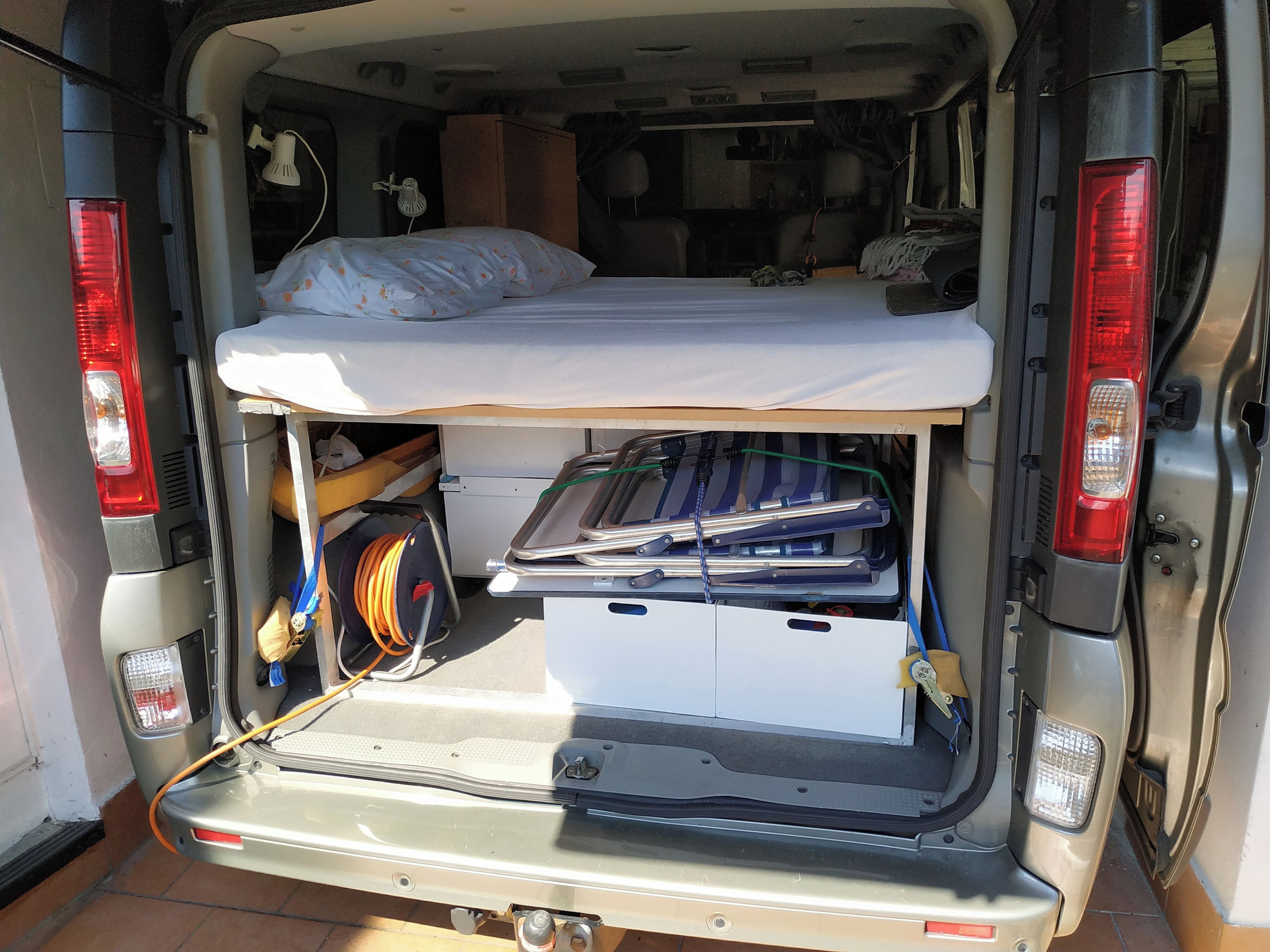 Renault Trafic, 2,0 dCi -bus/obytná vestavba - fotka 3