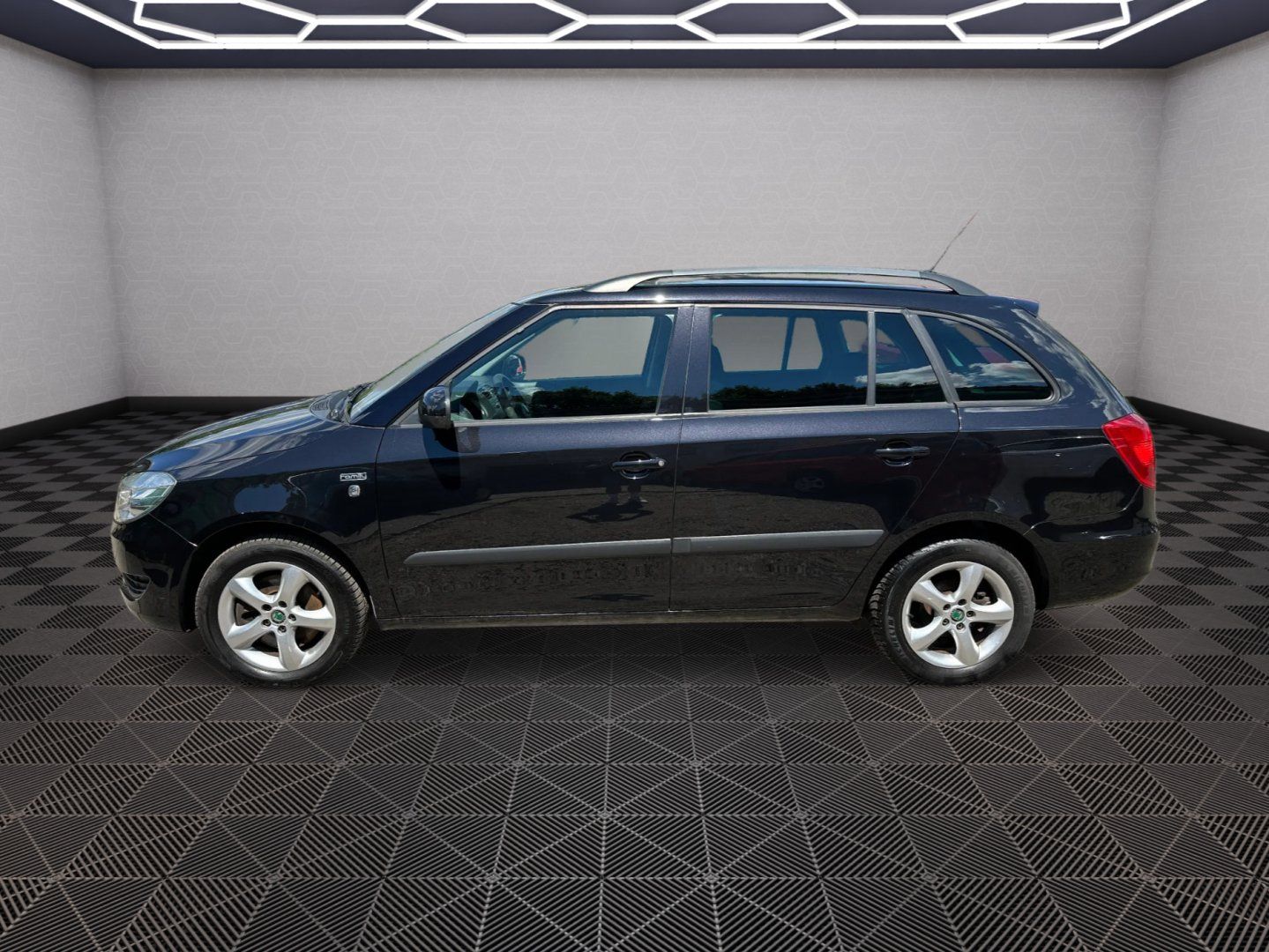 Škoda Fabia, 1,2TSI 77Kw - fotka 4