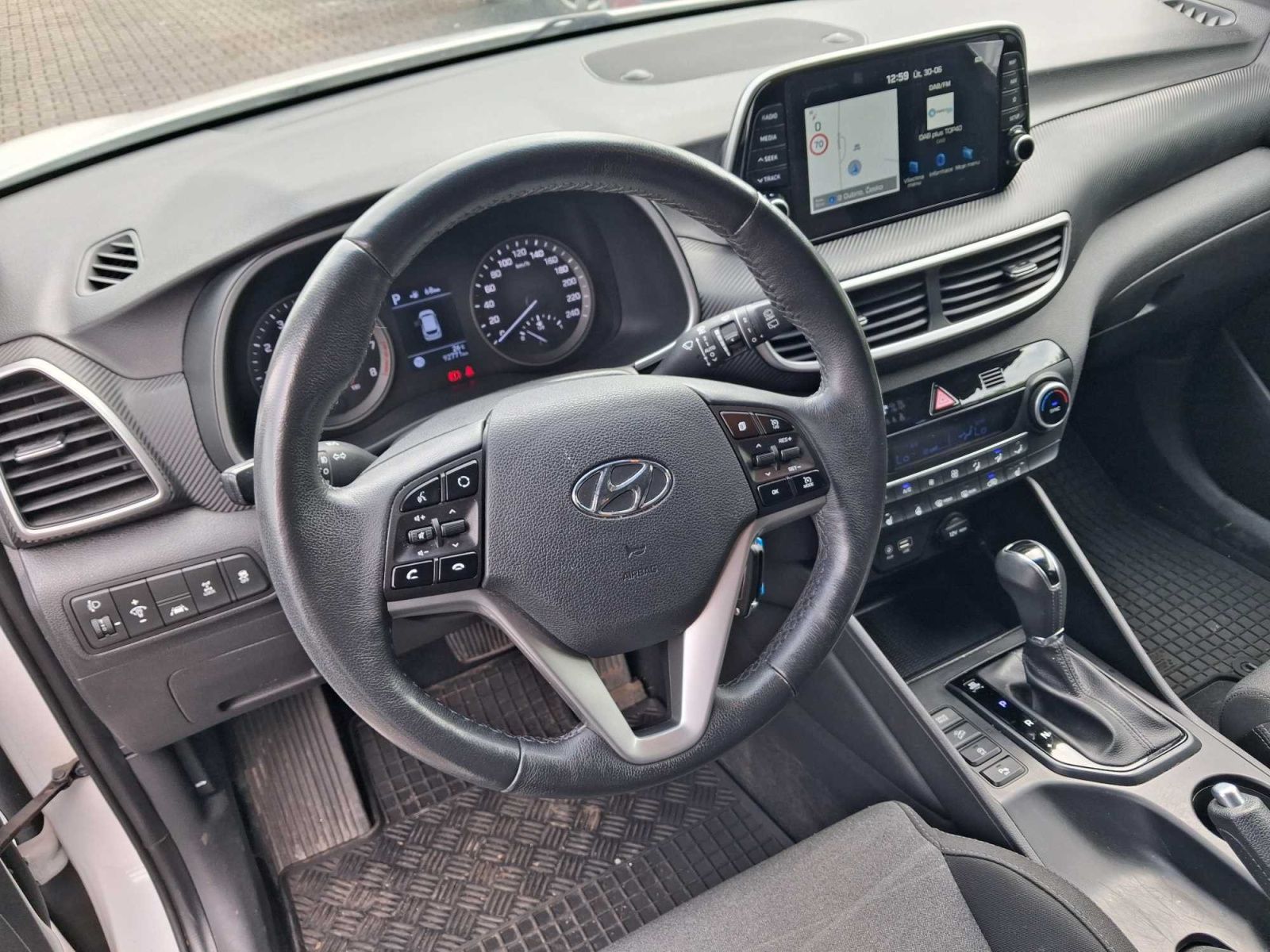 Hyundai Tucson, 1.6 T-GDI, Trikolor, 4X4 - fotka 3