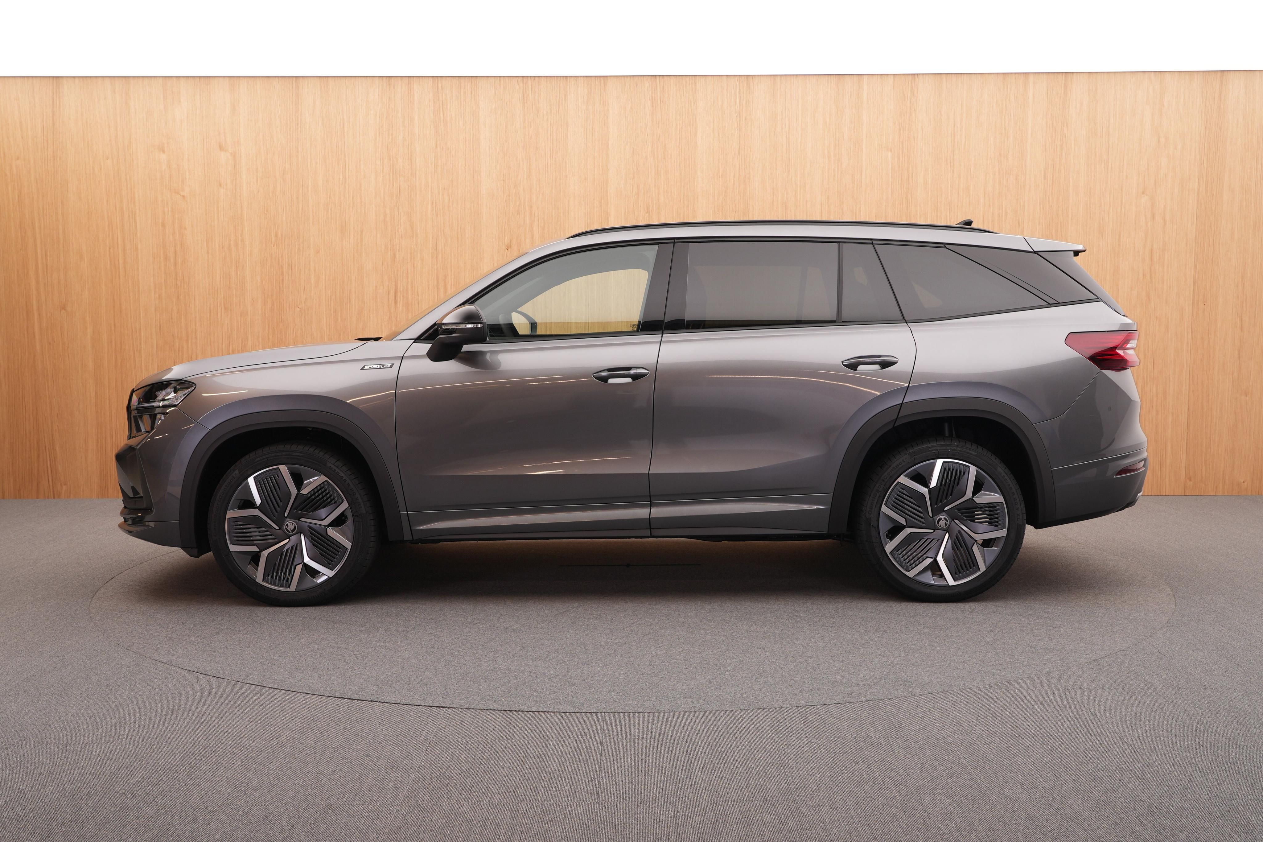 Škoda Kodiaq, Sportline 2.0 TSI 4x4 DSG - fotka 2