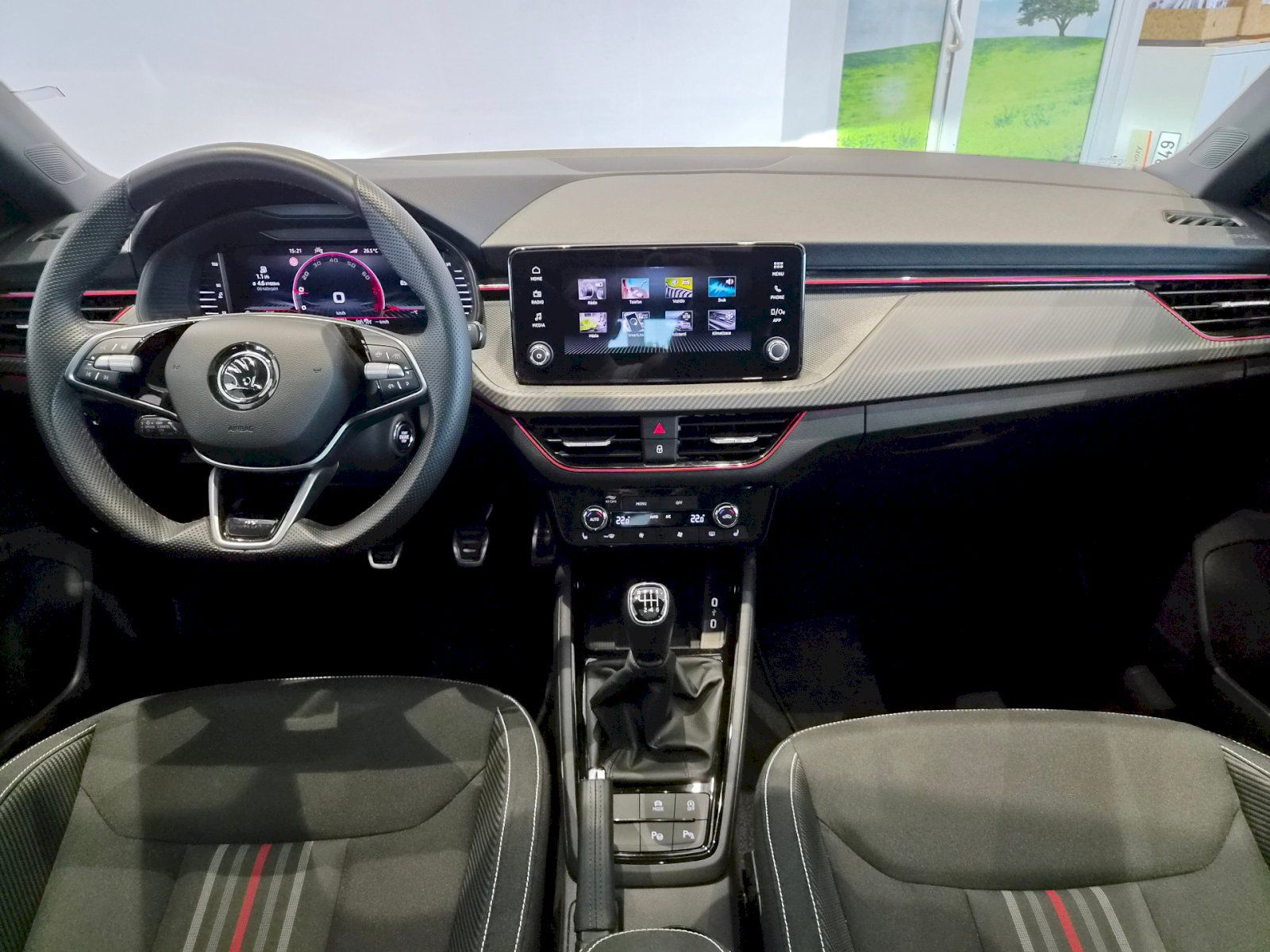 Škoda Scala, 1,5 TSI / 110 kW Monte Carlo - fotka 5