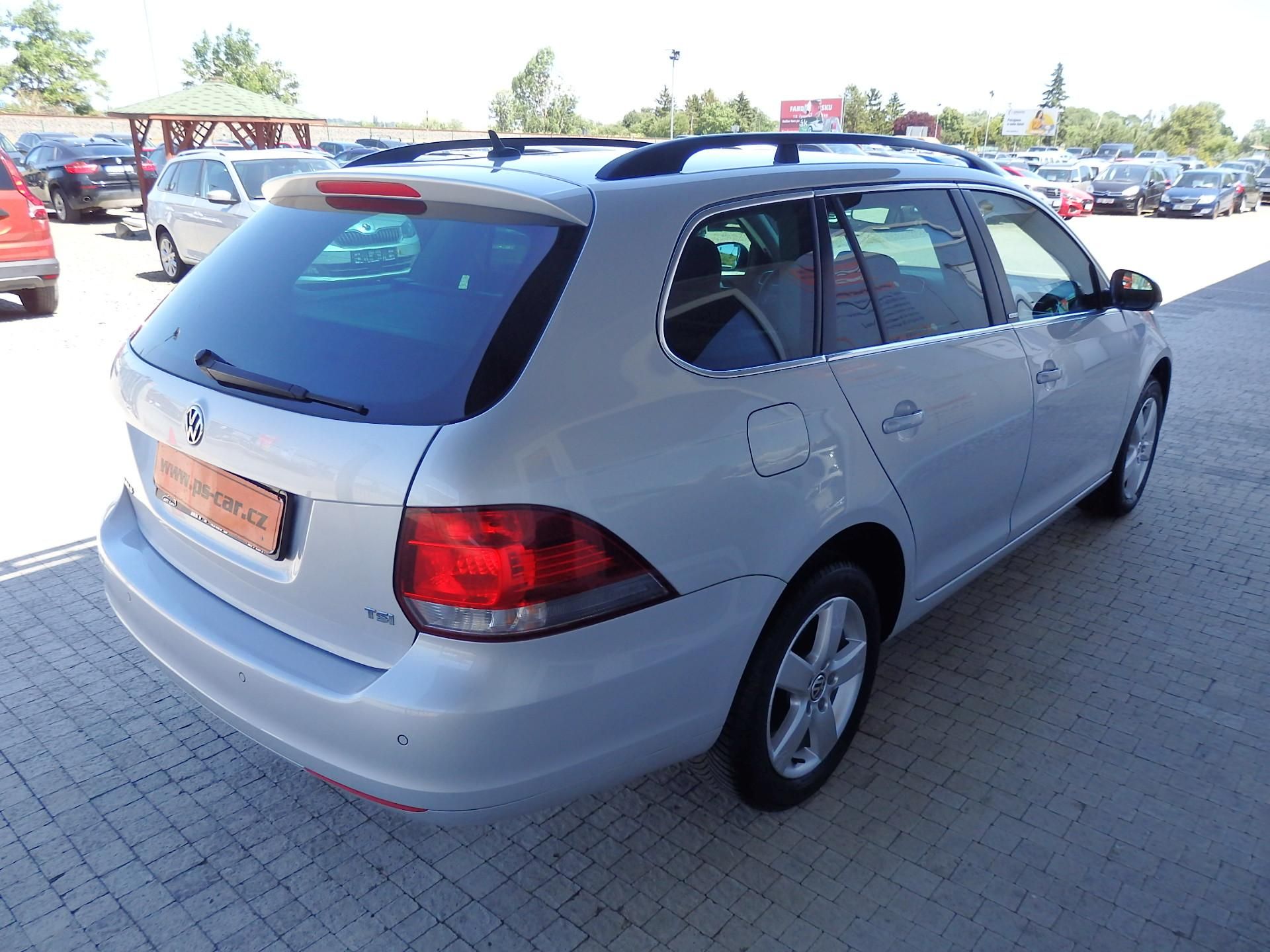 Volkswagen Golf Variant, VI 1.2 TSI 77 kW STYLE, KLIMA - fotka 4