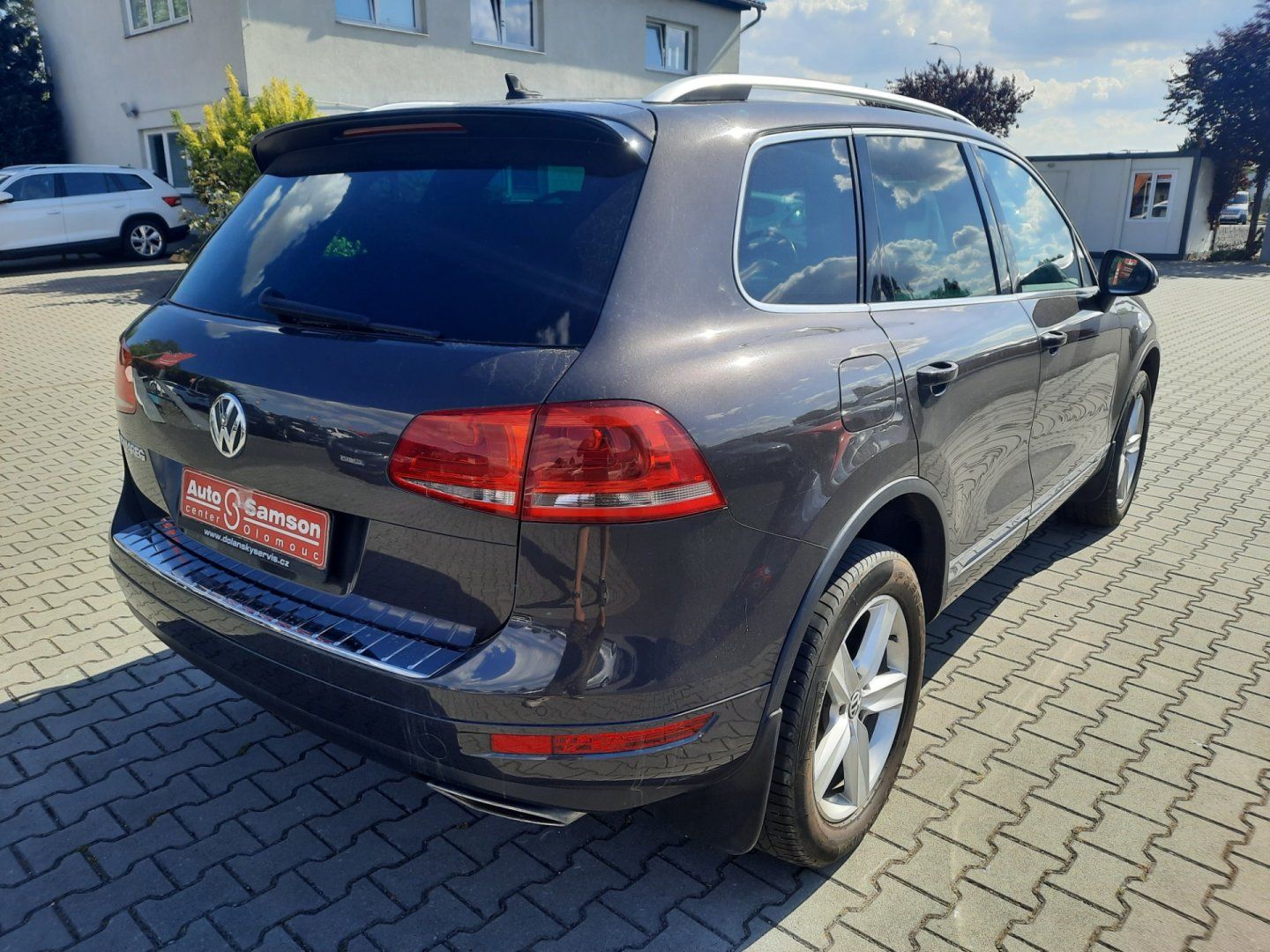 Volkswagen Touareg, 3.0 TDi *176kW*4x4*TAŽNÉ* - fotka 6