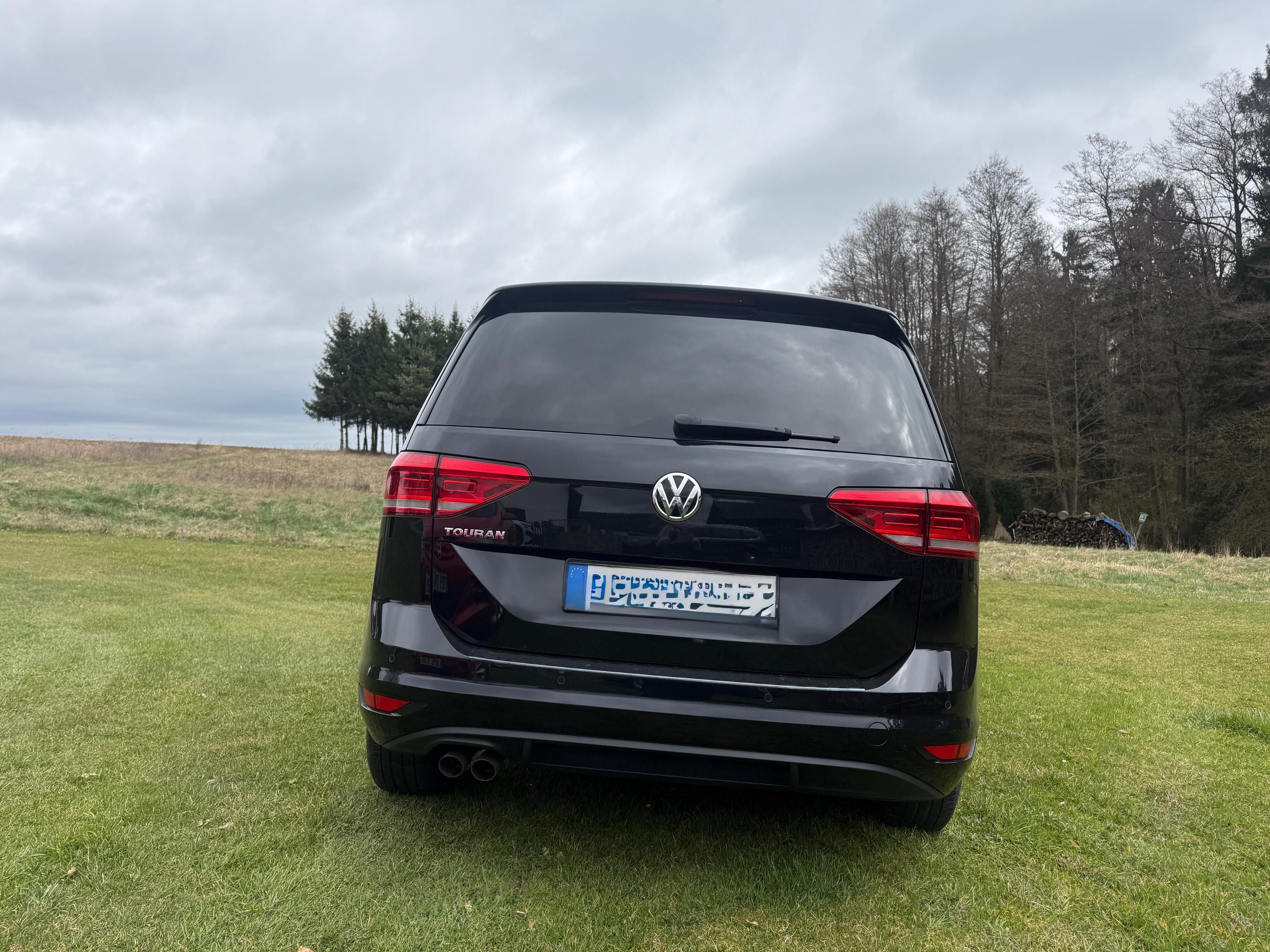 Volkswagen Touran - fotka 5