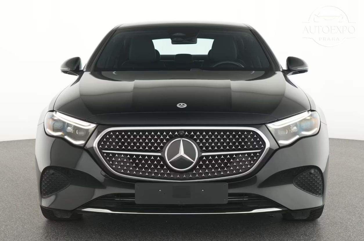 Mercedes-Benz Třídy E, 220d Avantgarde - fotka 5