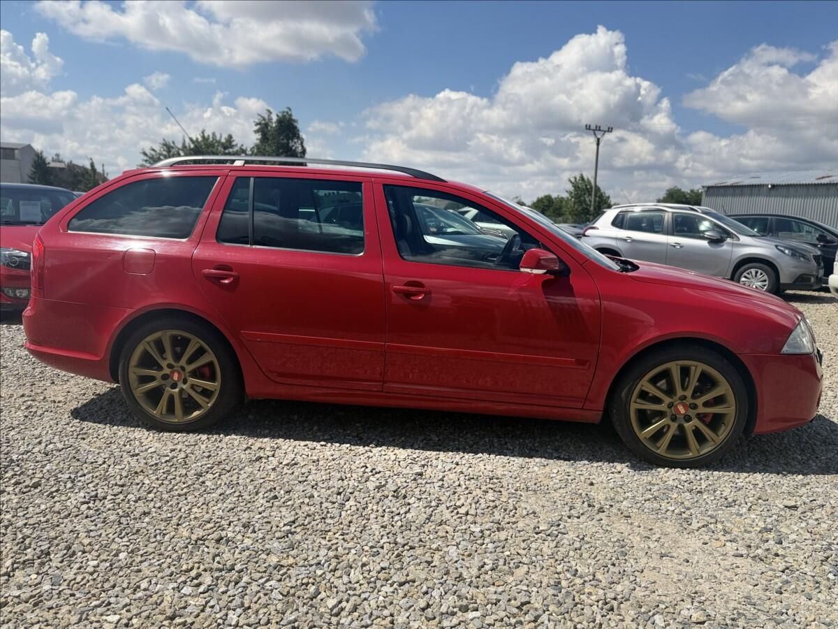 Škoda Octavia, 2,0 TDI RS 125kW - fotka 4