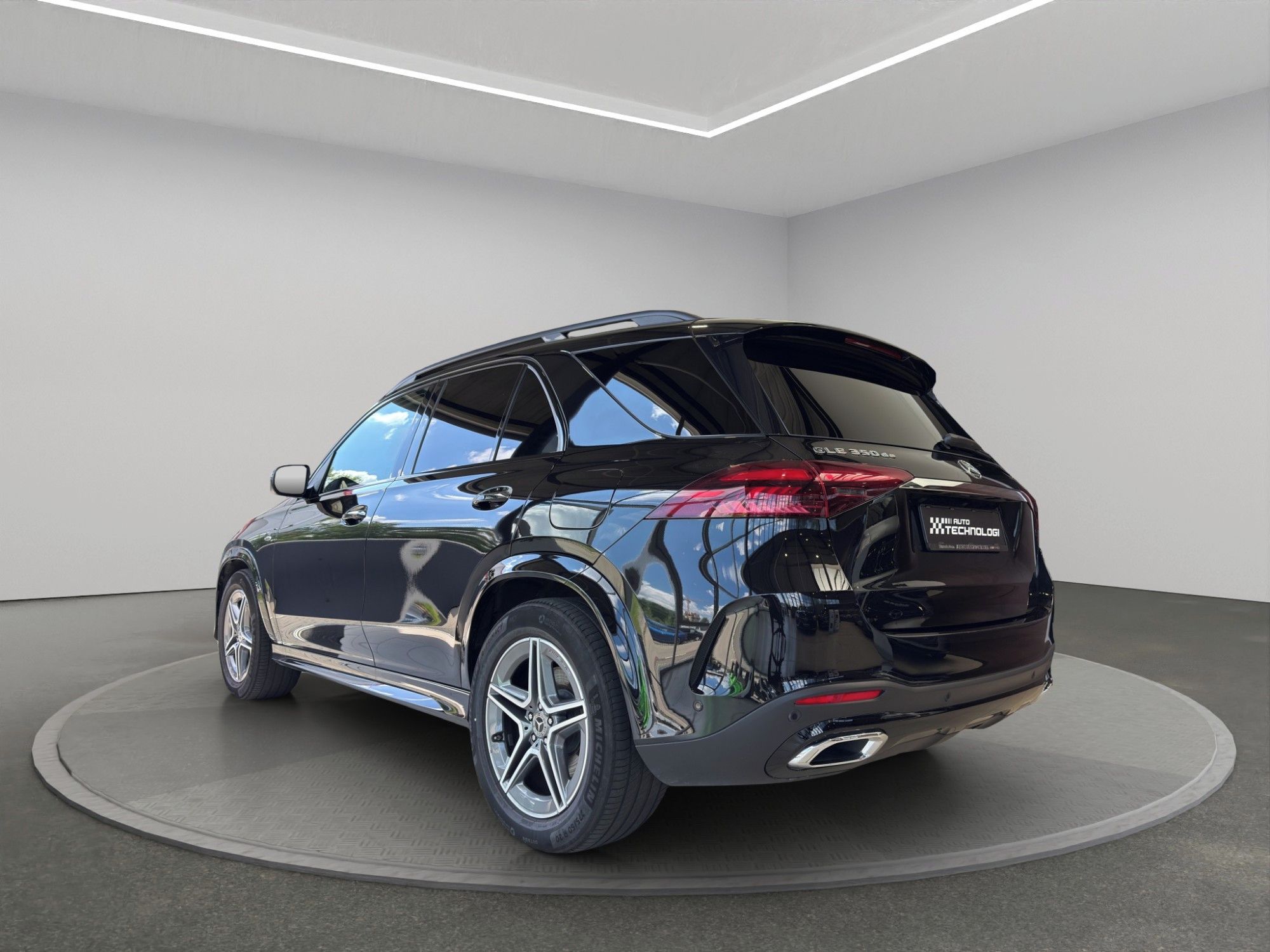 Mercedes-Benz GLE, 350 de 4MATIC - fotka 5