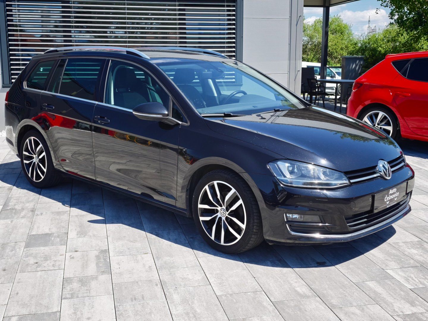 Volkswagen Golf, 2,0 TDI 110 KW Highline - fotka 3