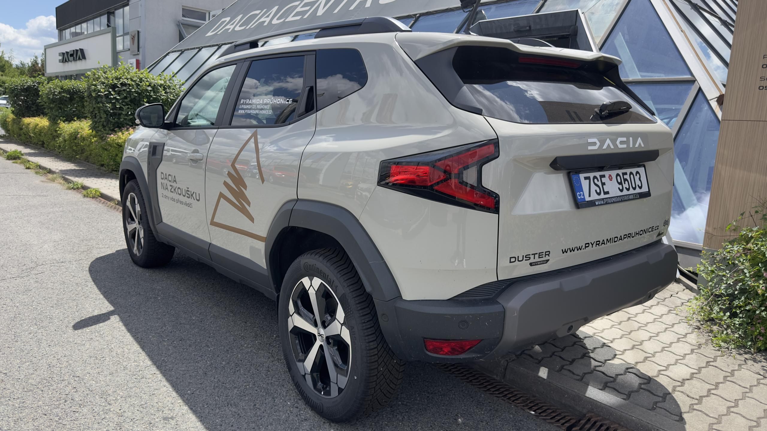 Dacia Duster, DEMO Journey Hybrid-G 150 4x4 - fotka 5