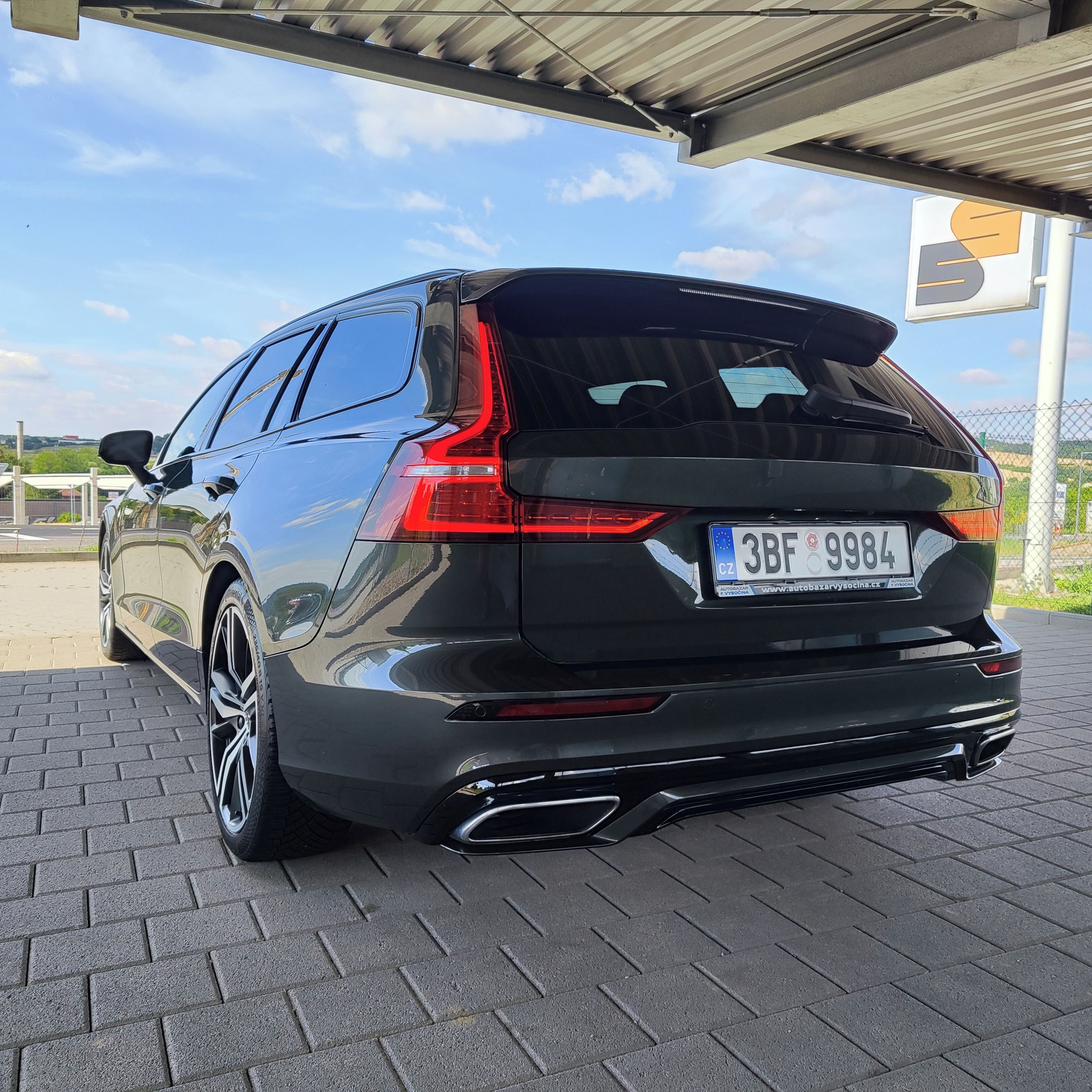 Volvo V60, R DESIGN POLESTAR - fotka 6