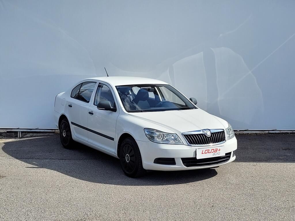 Škoda Octavia, Active 1.6 TDI 77 kW - fotka 5