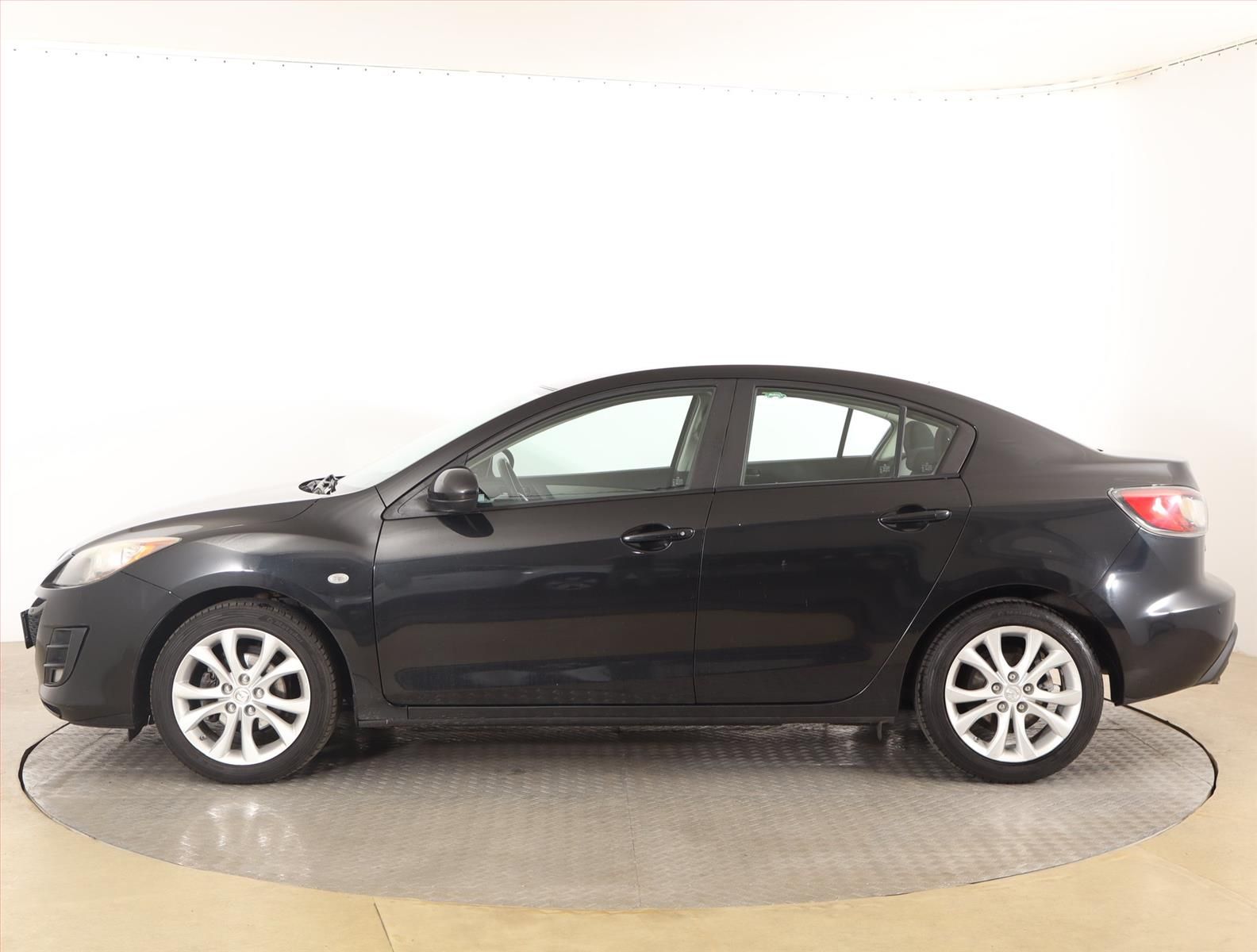 Mazda 3, 1.6 - fotka 3