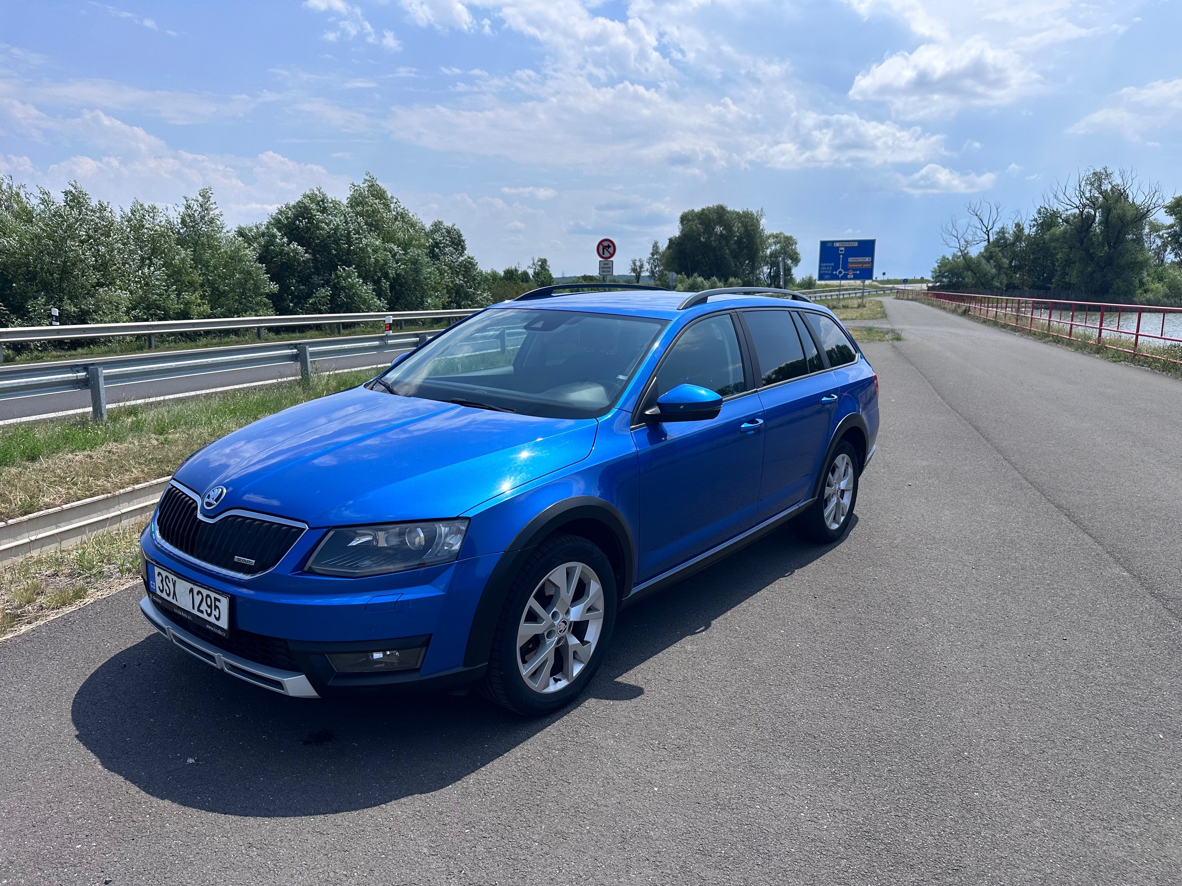 Škoda Octavia, Škoda Octavia III SCOUT 135kw - fotka 5