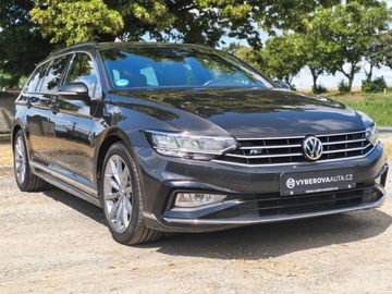 2.0TDI 110kW R-line/ ACC/CAM