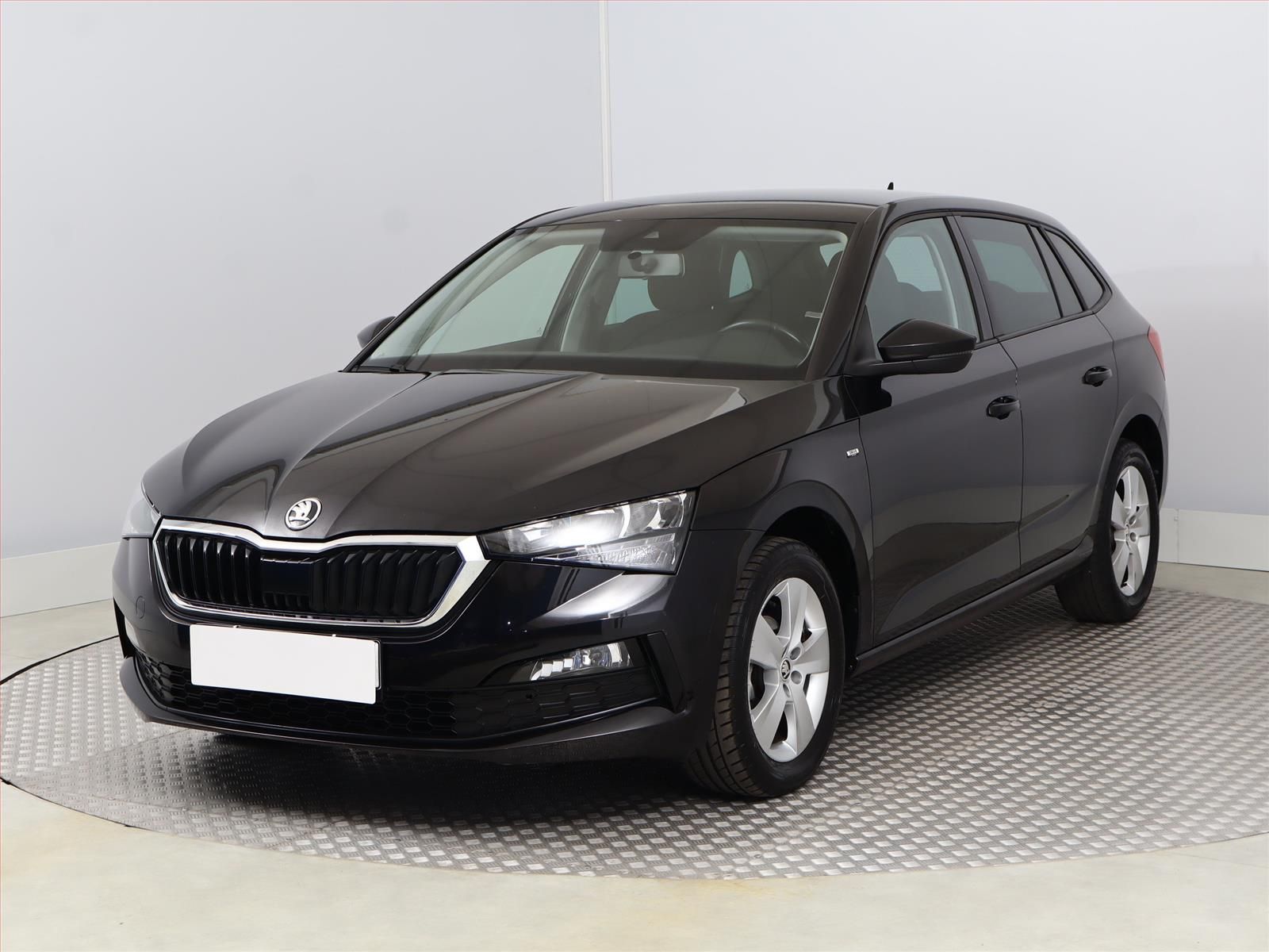 Škoda Scala, 1.0 TSI, Ambition, ČR,1.maj - fotka 2