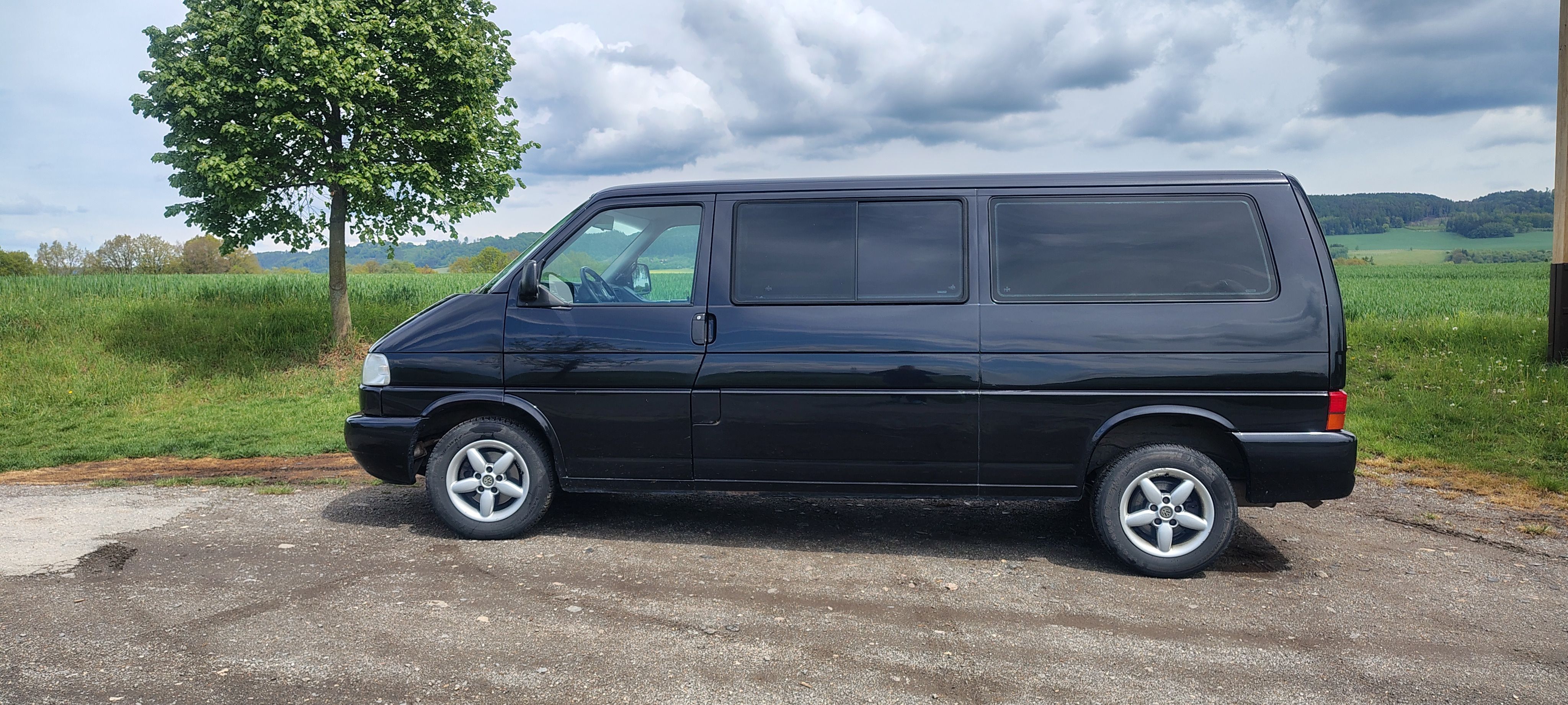 Volkswagen Caravelle, T4 LONG 2.5 TDI, 9 míst - fotka 5