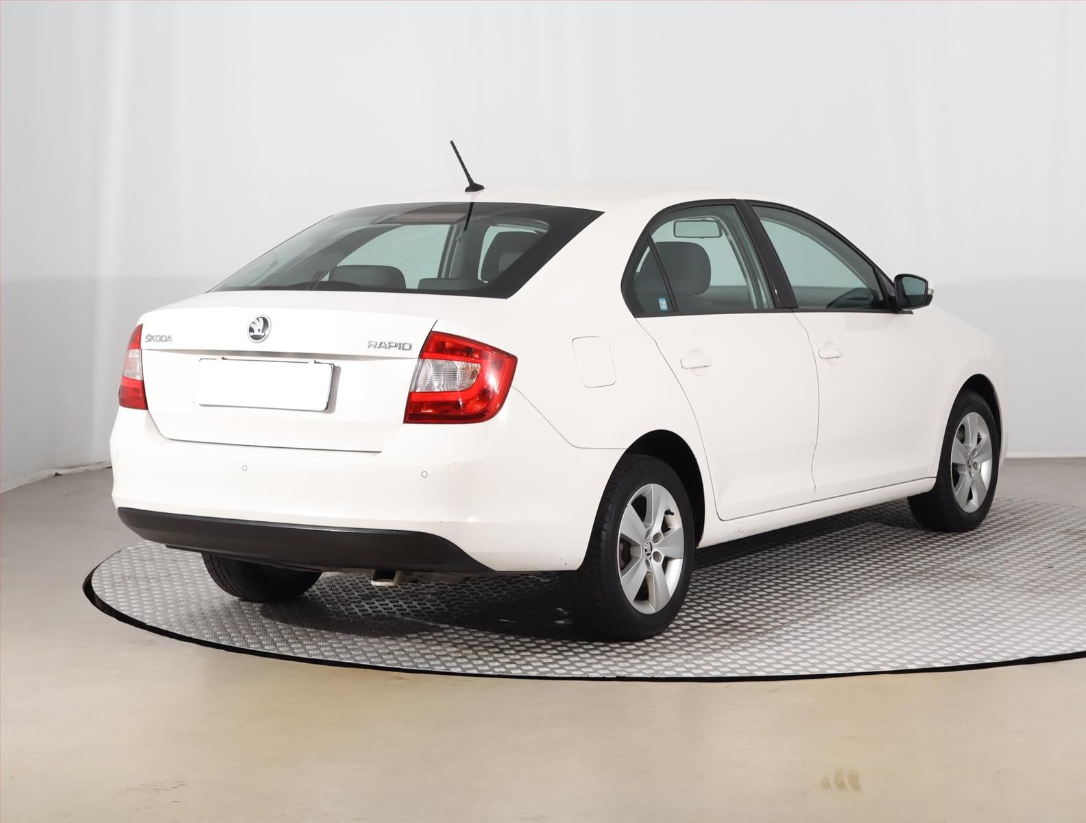 Škoda Rapid, 1.2 TSI - fotka 5