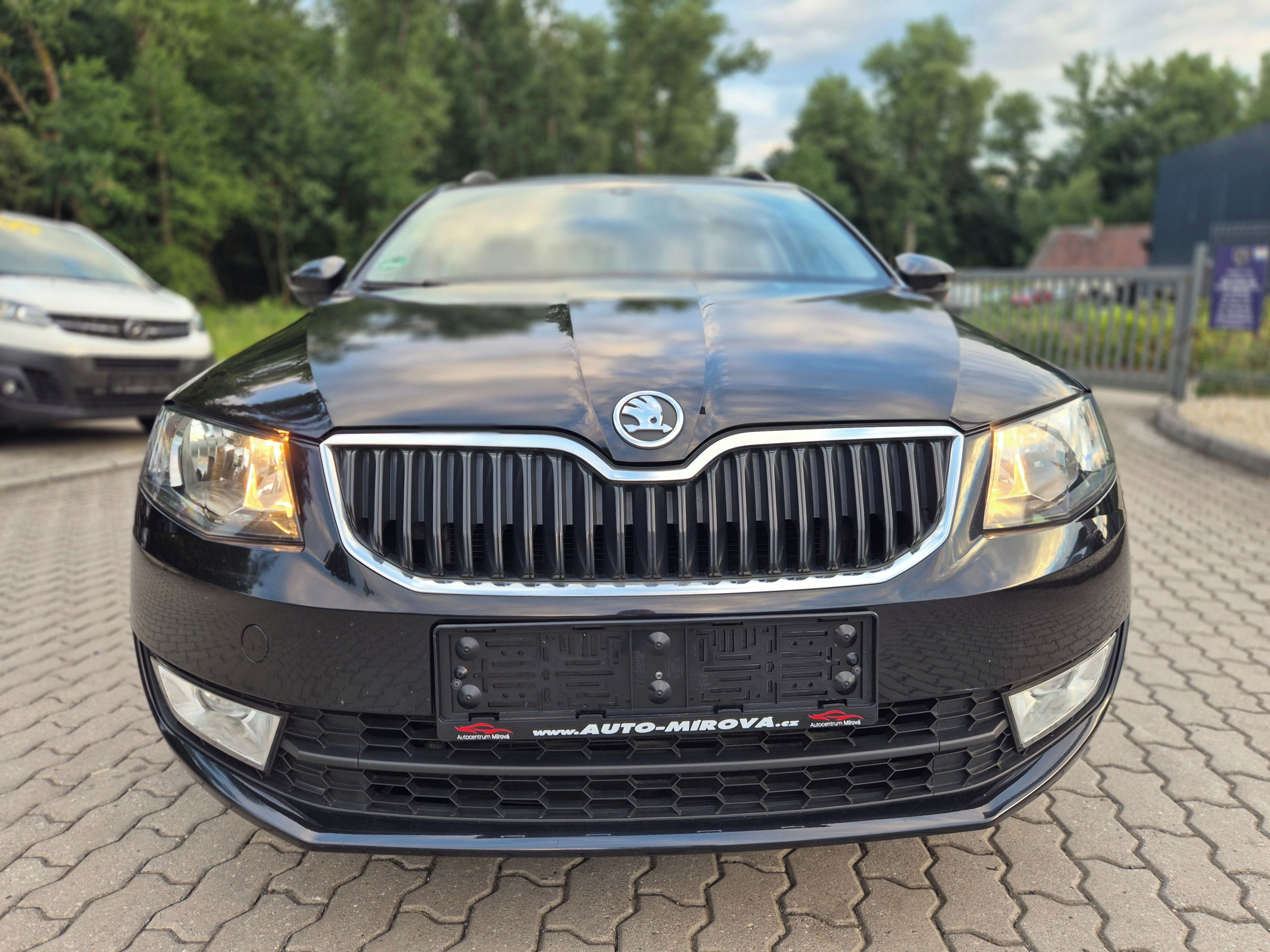 Škoda Octavia, 1,4 103 KW PLNY SERVIS - fotka 2