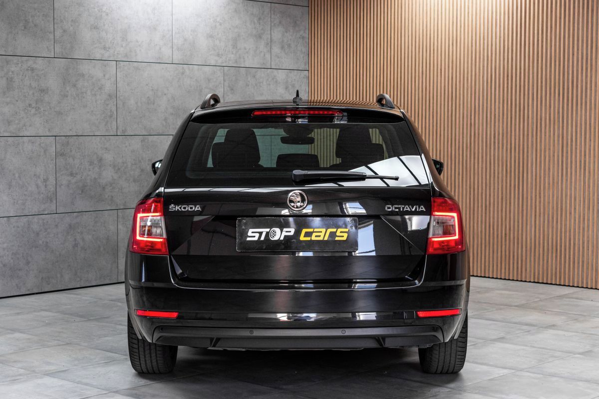 Škoda Octavia, 1.6 TDI 85kW DSG*ACC*CAR-PLAY* - fotka 5