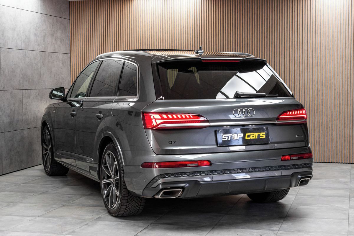 Audi Q7, 55 TFSI e *S-LINE*4x4*AIR*DPH* - fotka 4