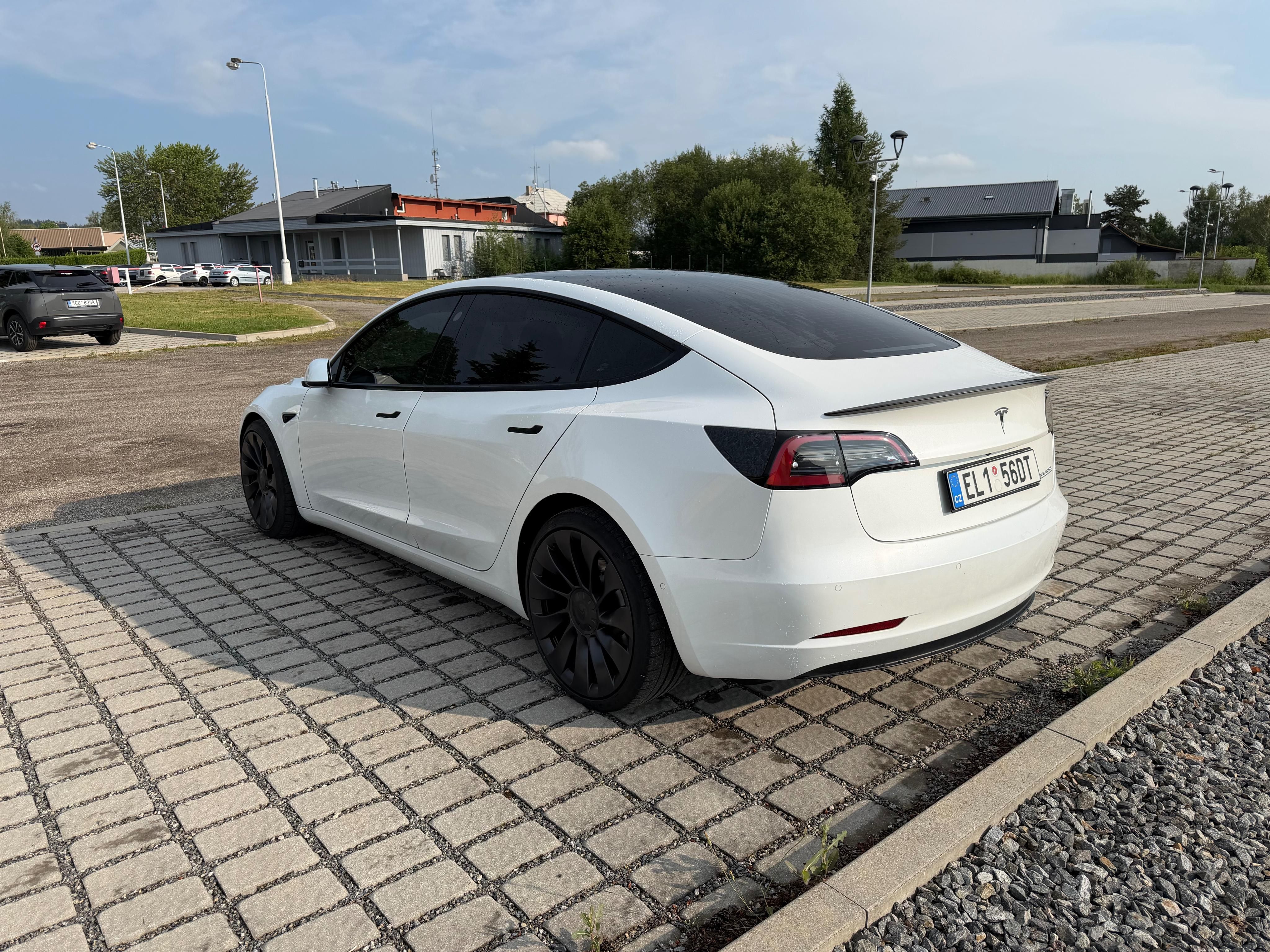 Tesla Model 3, Tesla Model 3 Performance DPH - fotka 5