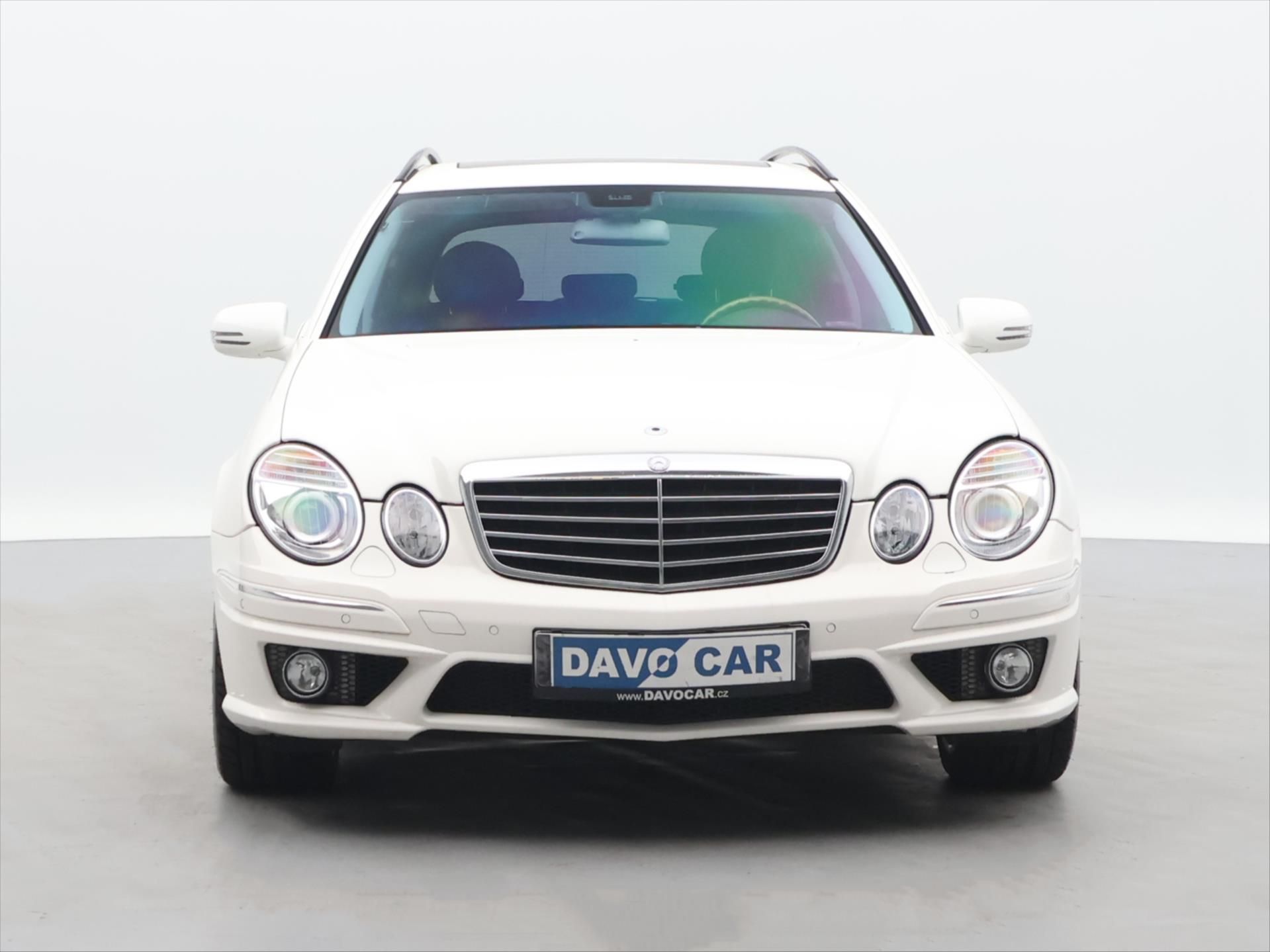 Mercedes-Benz Třídy E, 3,2 E320 165kW AMG Paket - fotka 2