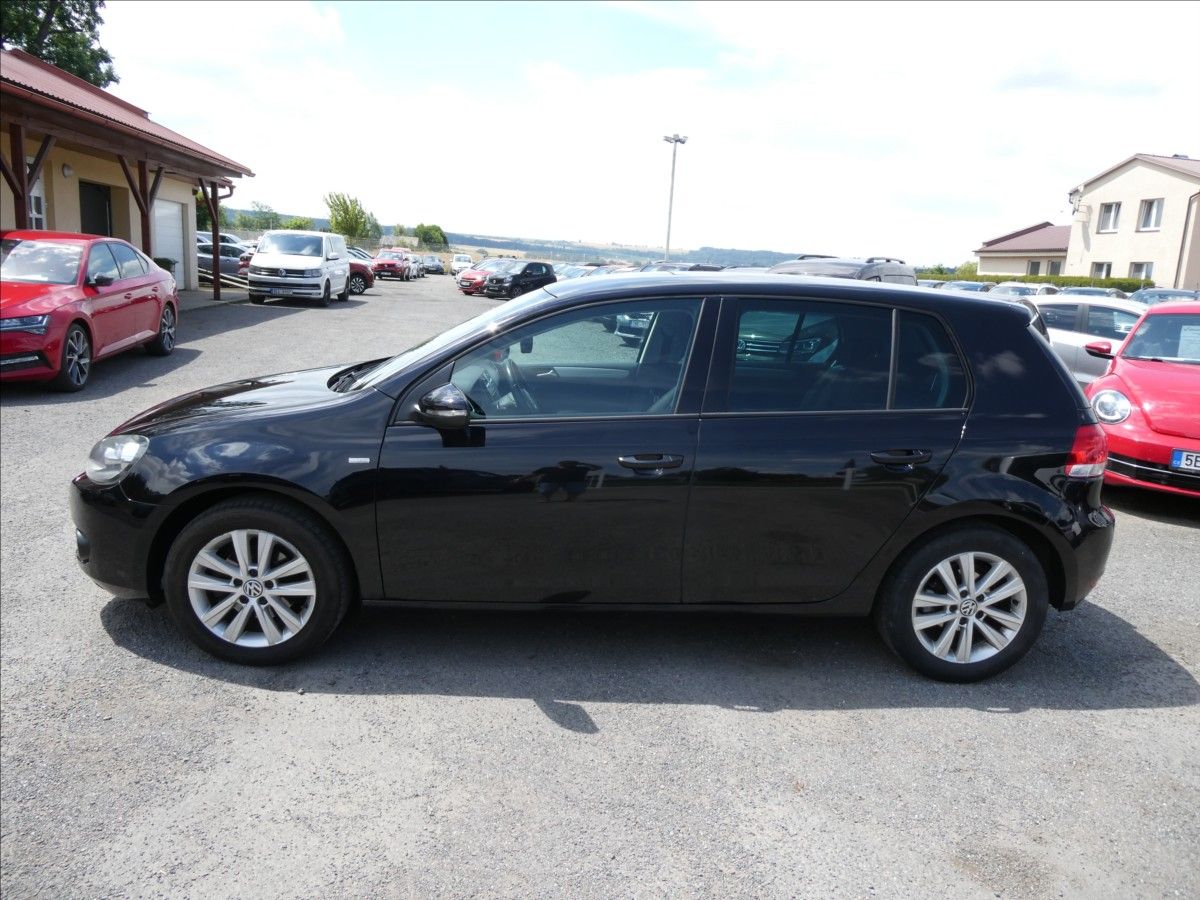Volkswagen Golf, 1,2 TSi 77kW Match,po rozvodec - fotka 6