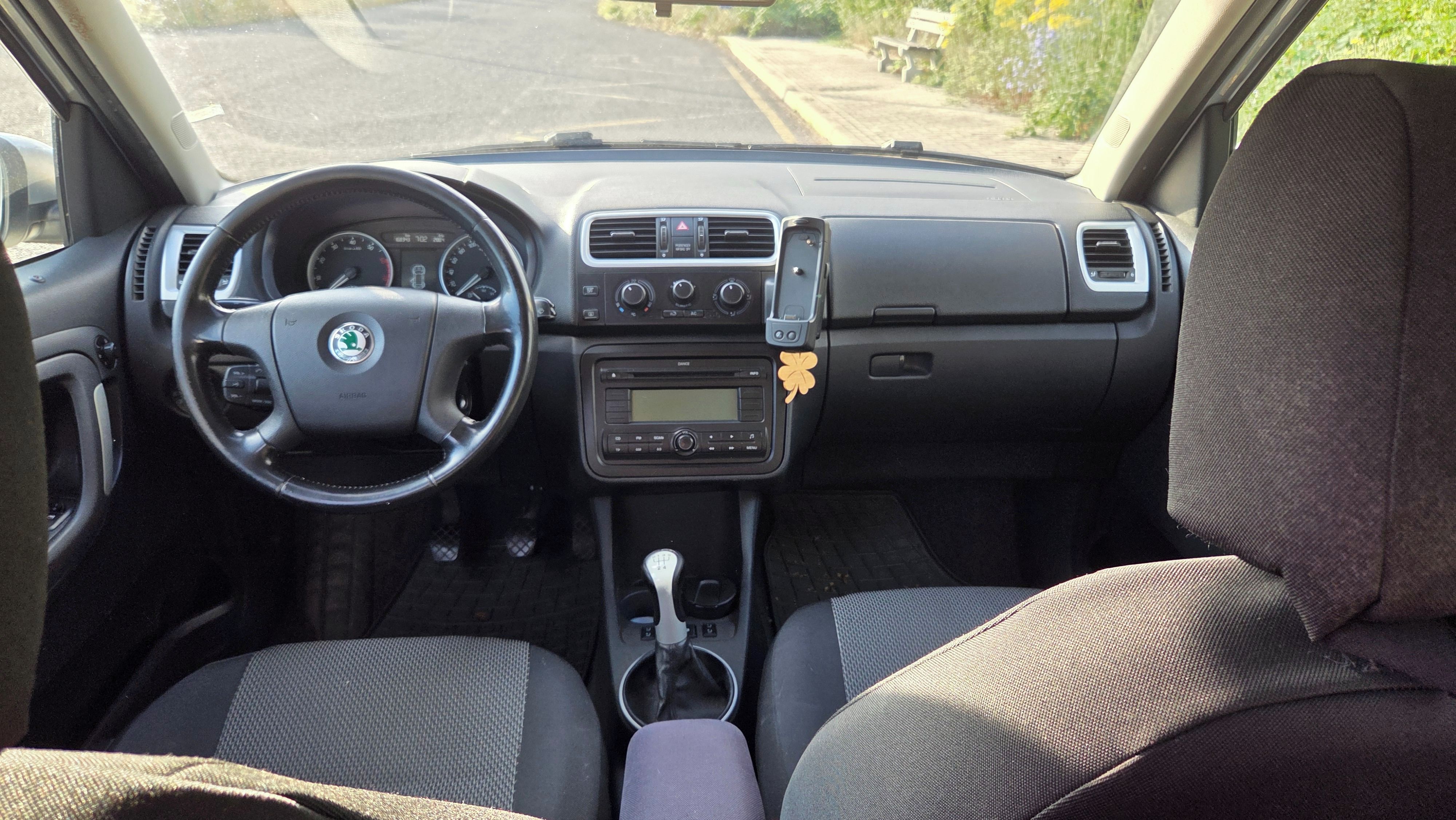 Škoda Roomster, 1.6 benzin - fotka 5