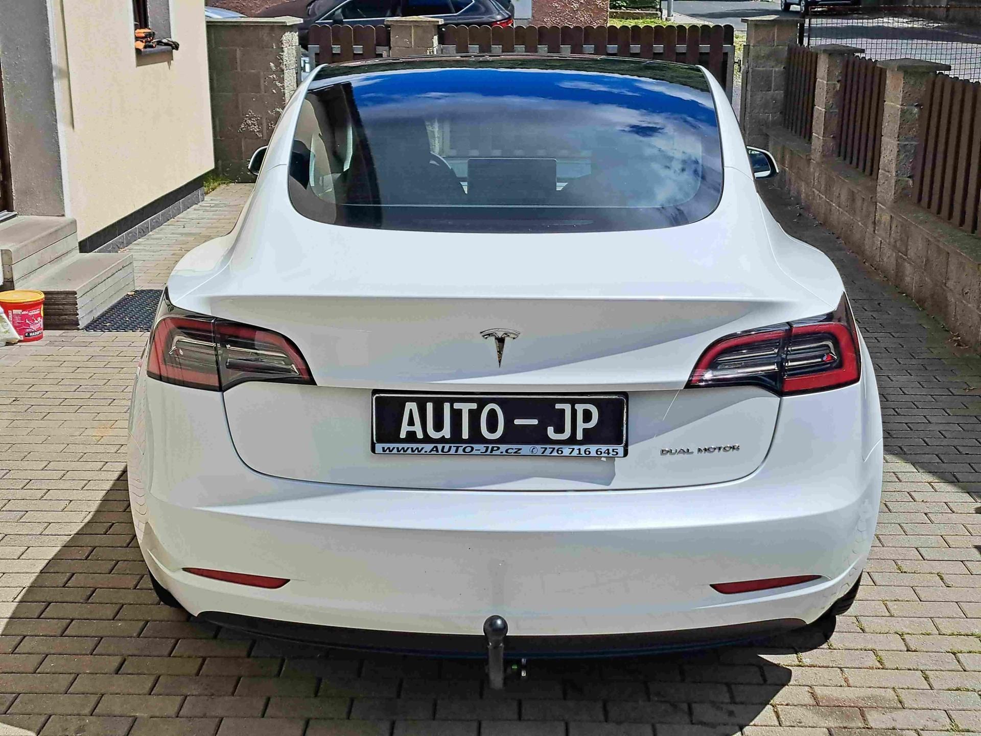 Tesla Model 3, AWD Long Range SOH-92% - fotka 4