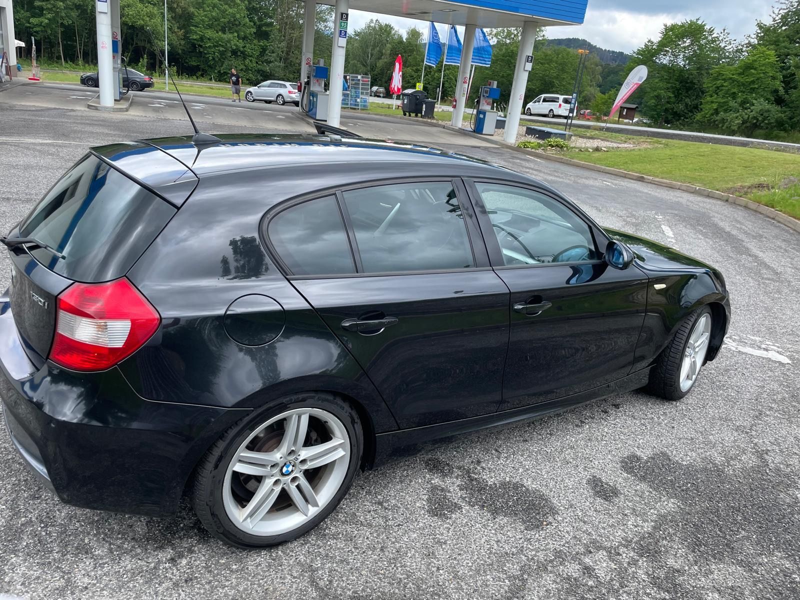 BMW Řada 1, BMW 130i super stav - fotka 4