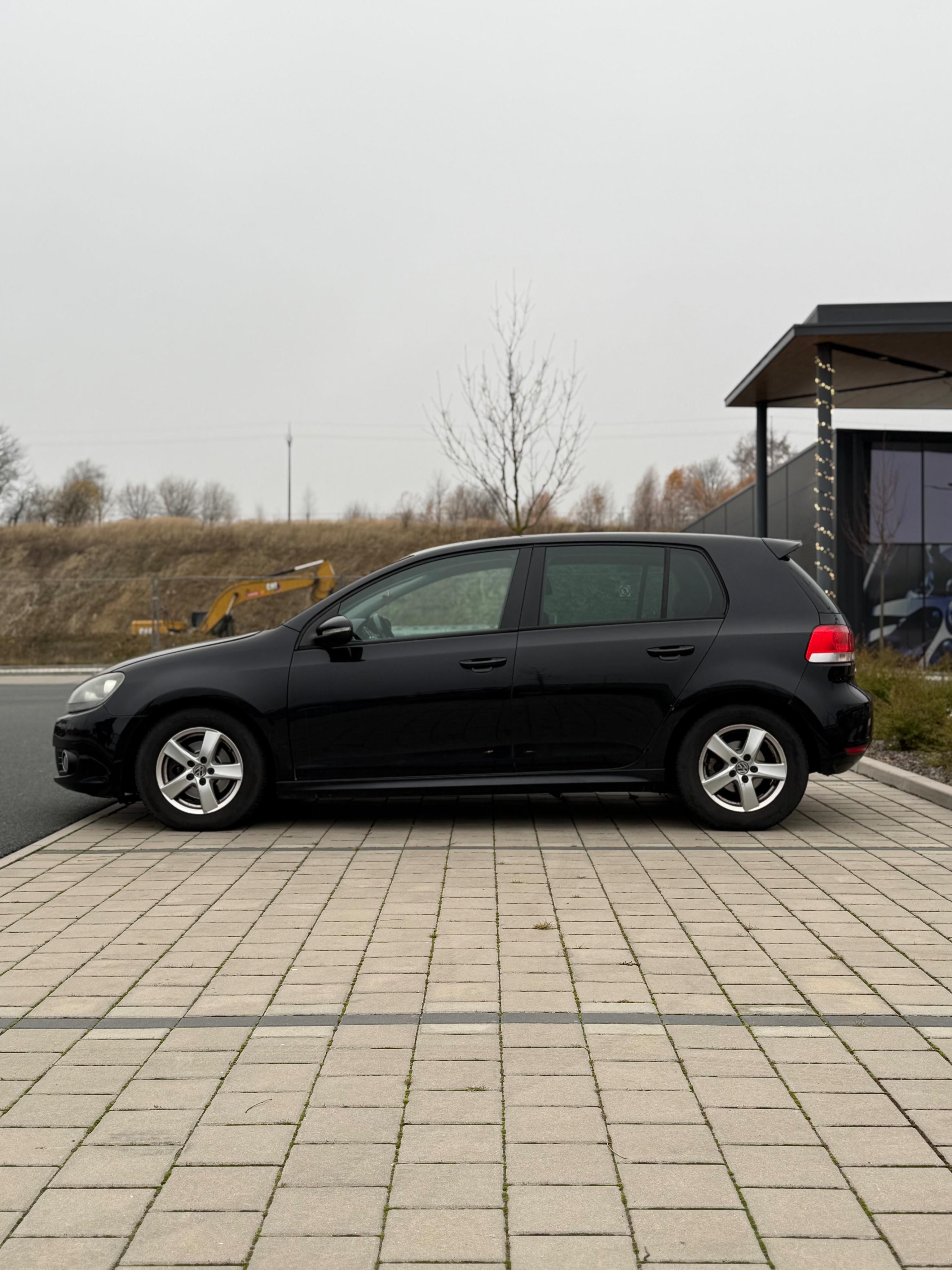 Volkswagen Golf, 1.6 TDI - fotka 4