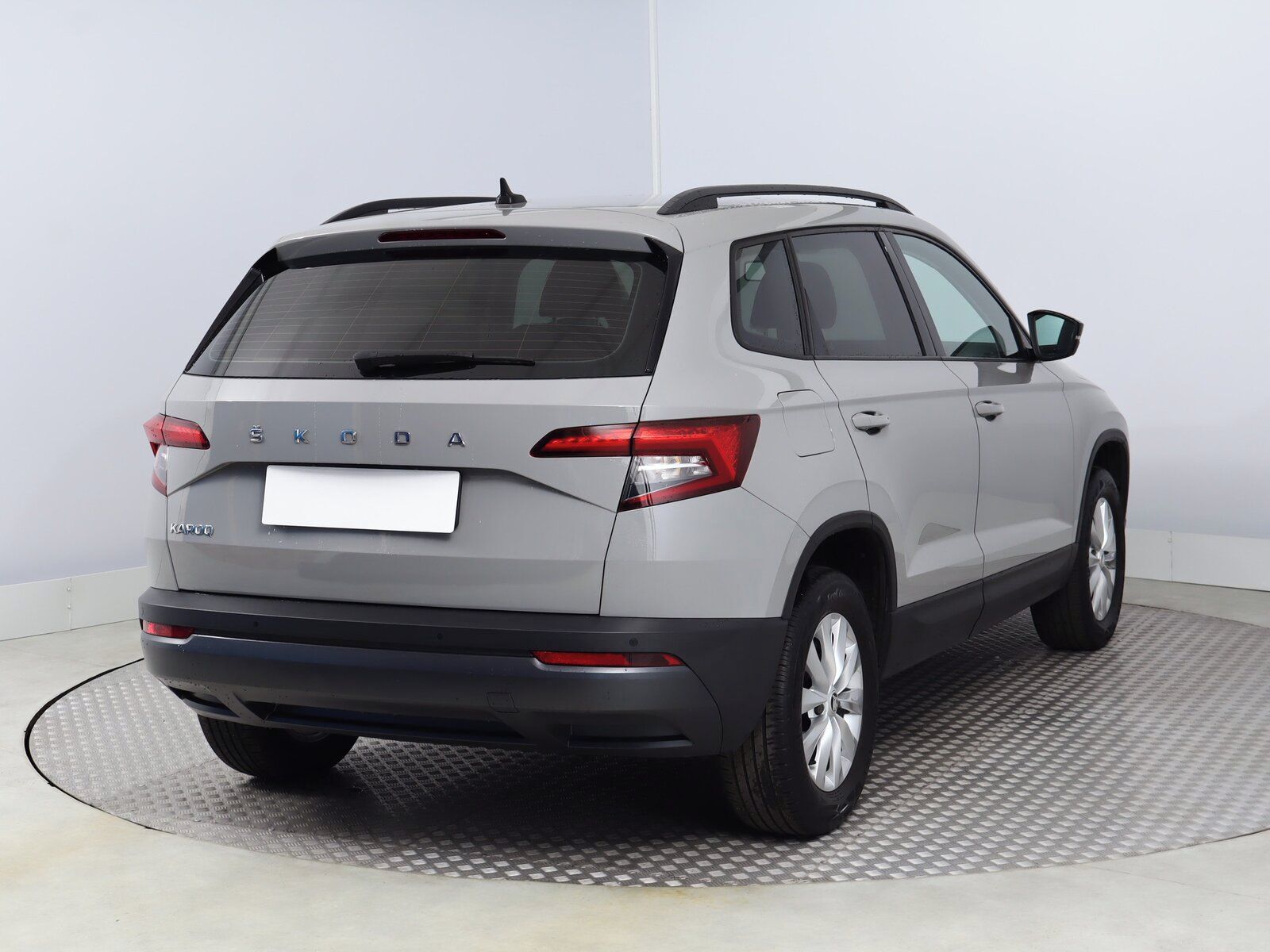 Škoda Karoq, 1.0 TSI, Serv.kniha - fotka 5