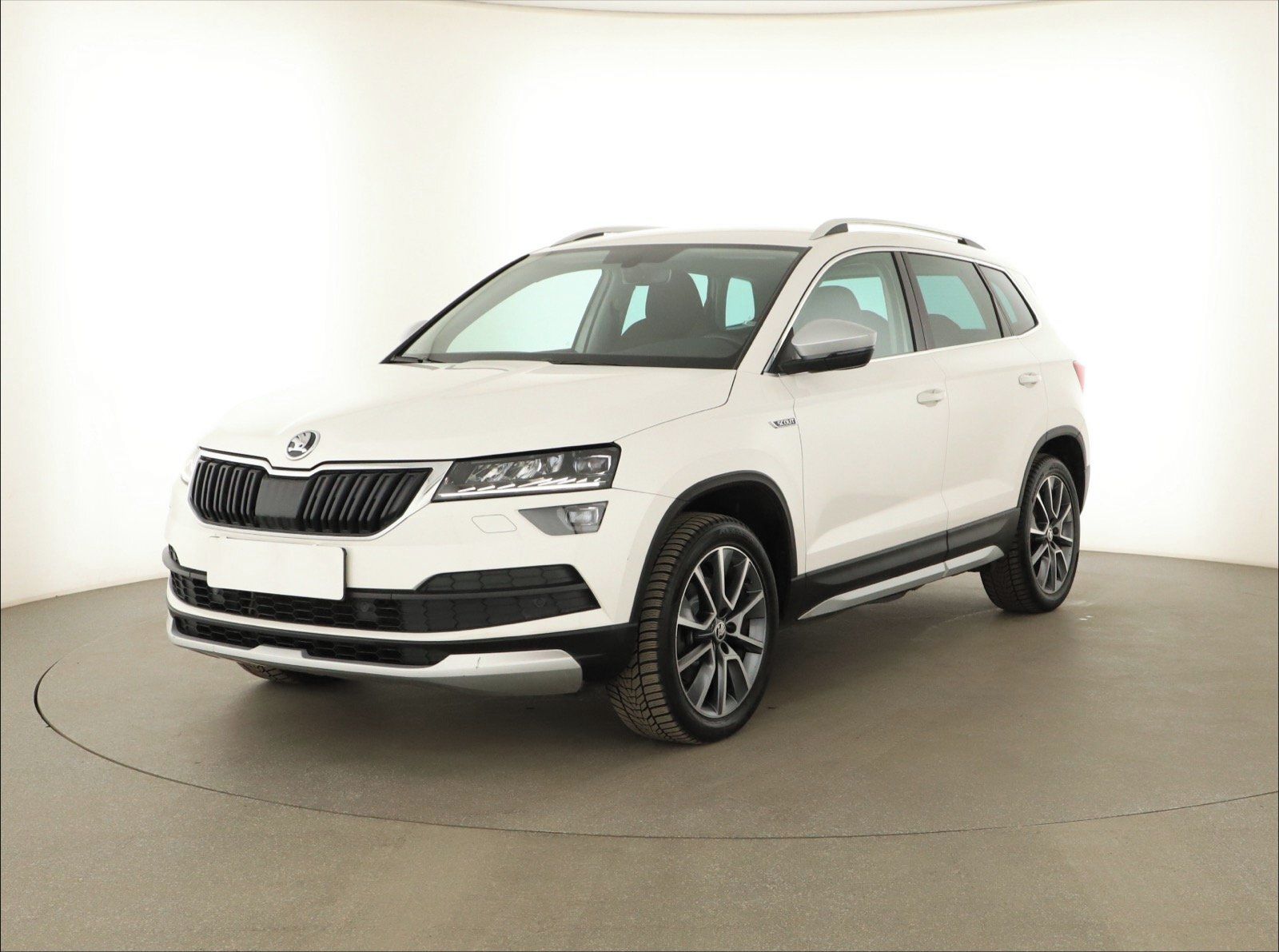 Škoda Karoq, 2.0 TDI, Scout, NOVÁ CENA - fotka 2