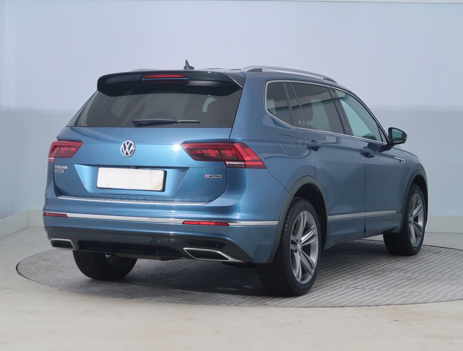 Volkswagen Tiguan Allspace, 2.0 TDI, R-Line, 4X4, Automat - fotka 5