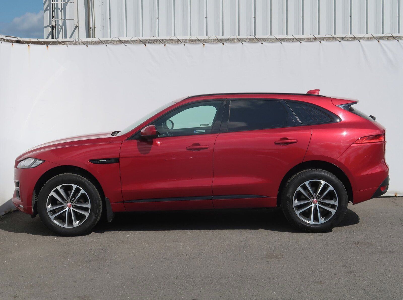 Jaguar F-Pace, 20d AWD, 4X4, Automat, Navi - fotka 3