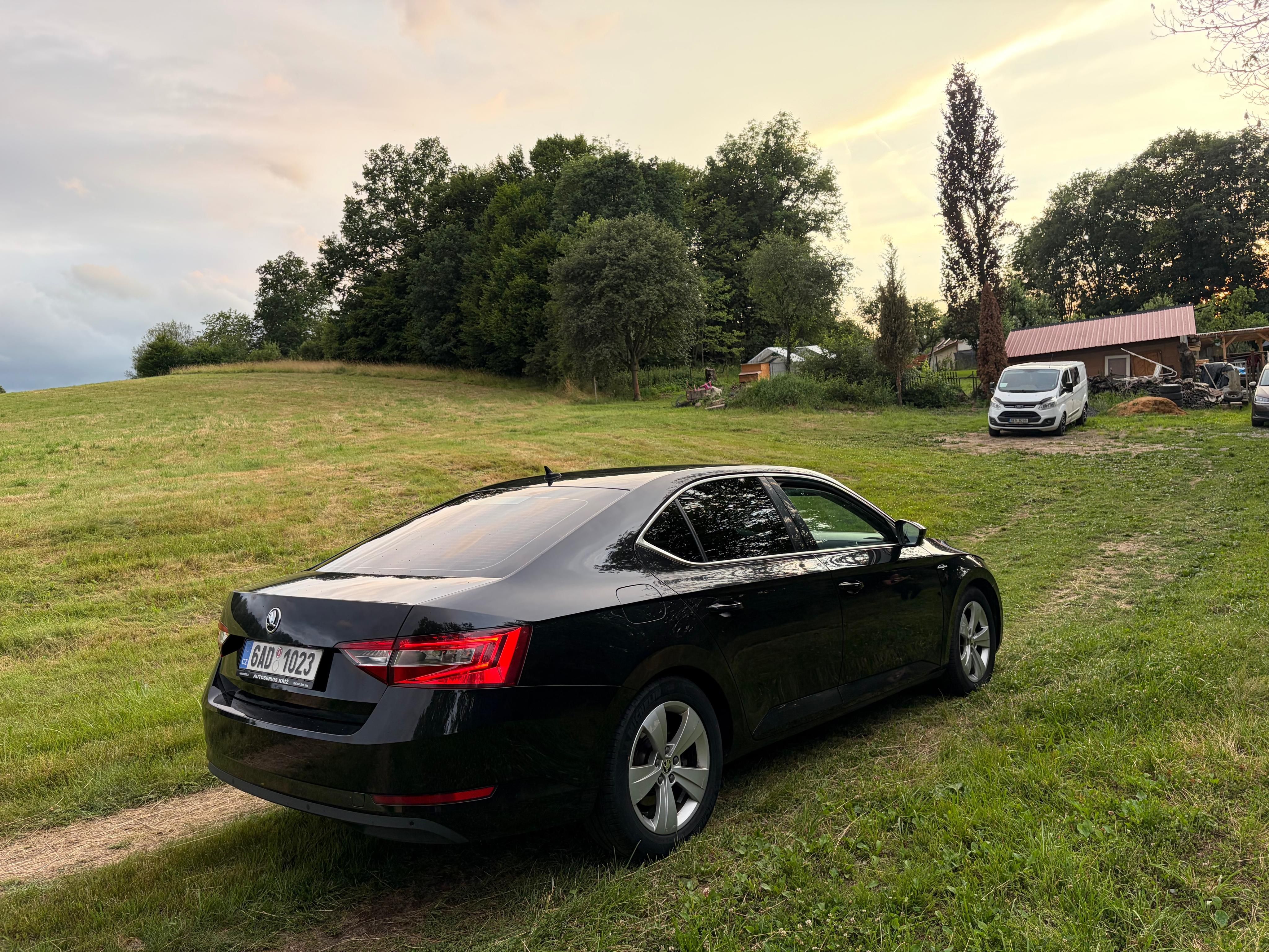 Škoda Superb, 2.0TDi 110kw - fotka 3