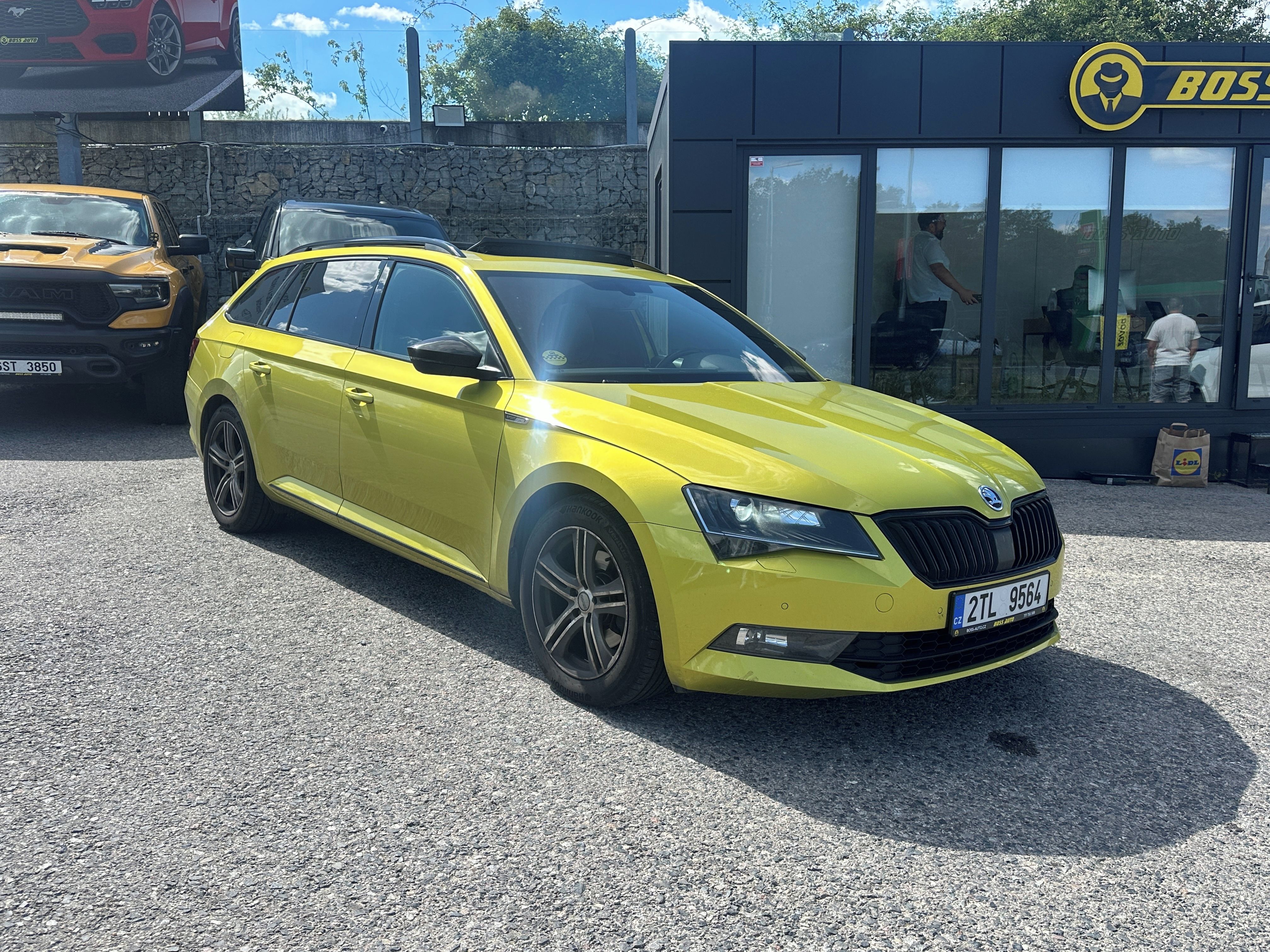 Škoda Superb, Skoda Superb 2019 - fotka 2
